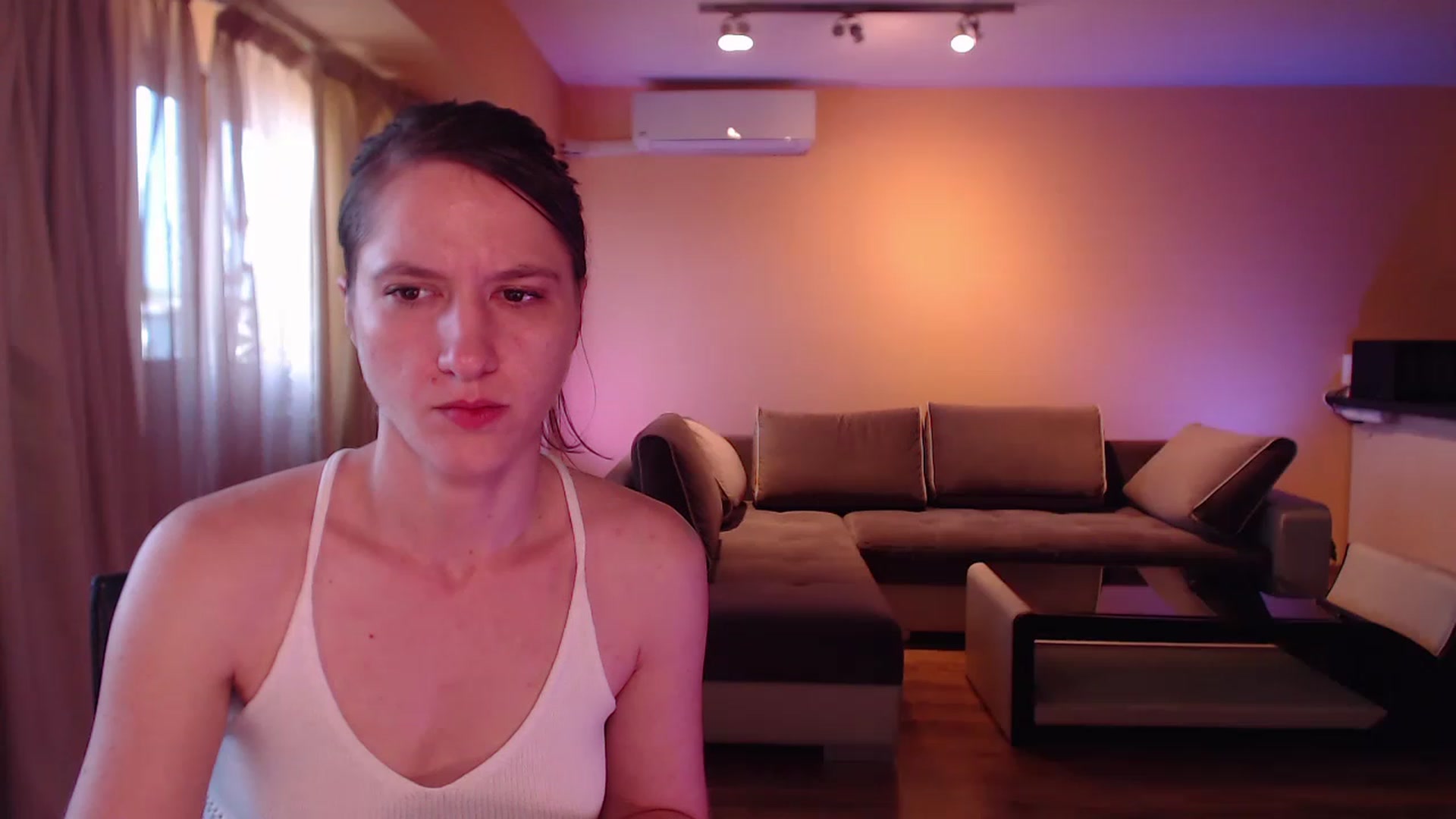Gallery image thumbnail from IntruderRorry's myfreecams stream on, 06/08/2023, 13:03 image 1 of 20