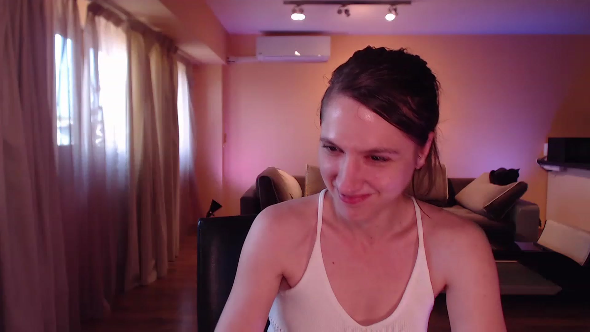 Gallery image thumbnail from IntruderRorry's myfreecams stream on, 06/08/2023, 13:03 image 16 of 20
