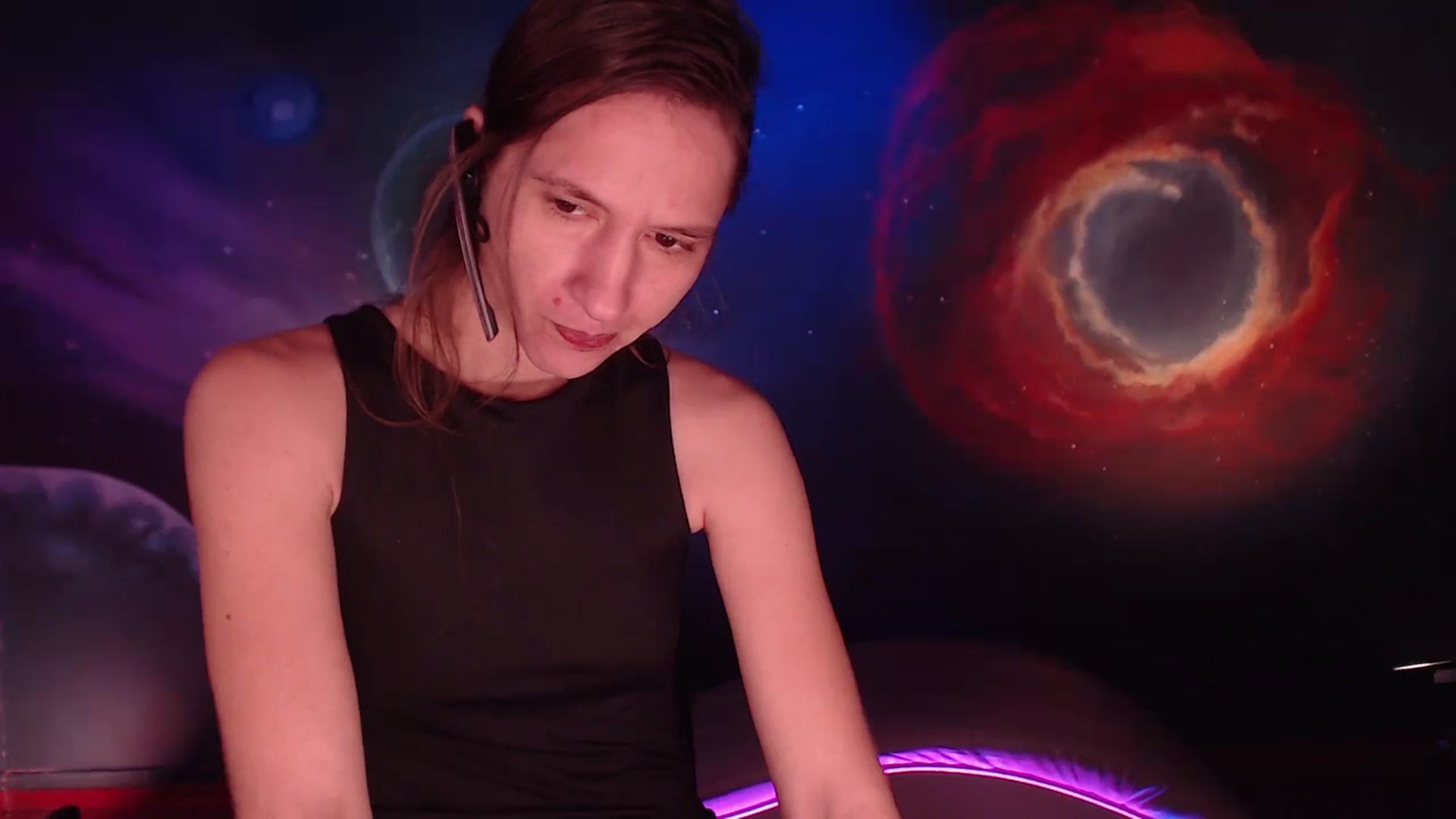 Gallery image thumbnail from IntruderRorry's myfreecams stream on, 10/01/2024, 06:07 image 8 of 20