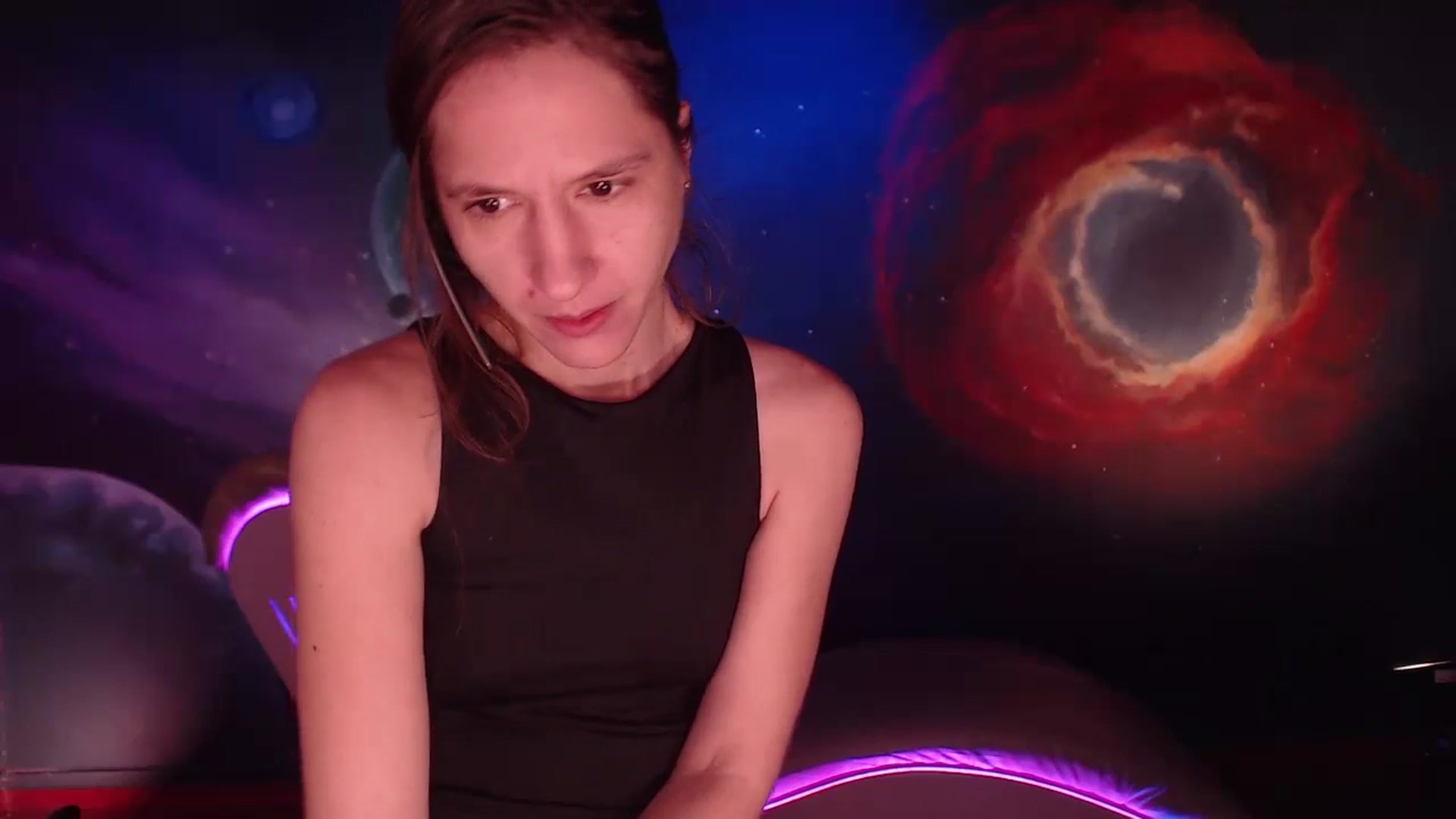 Gallery image thumbnail from IntruderRorry's myfreecams stream on, 10/01/2024, 06:07 image 6 of 20