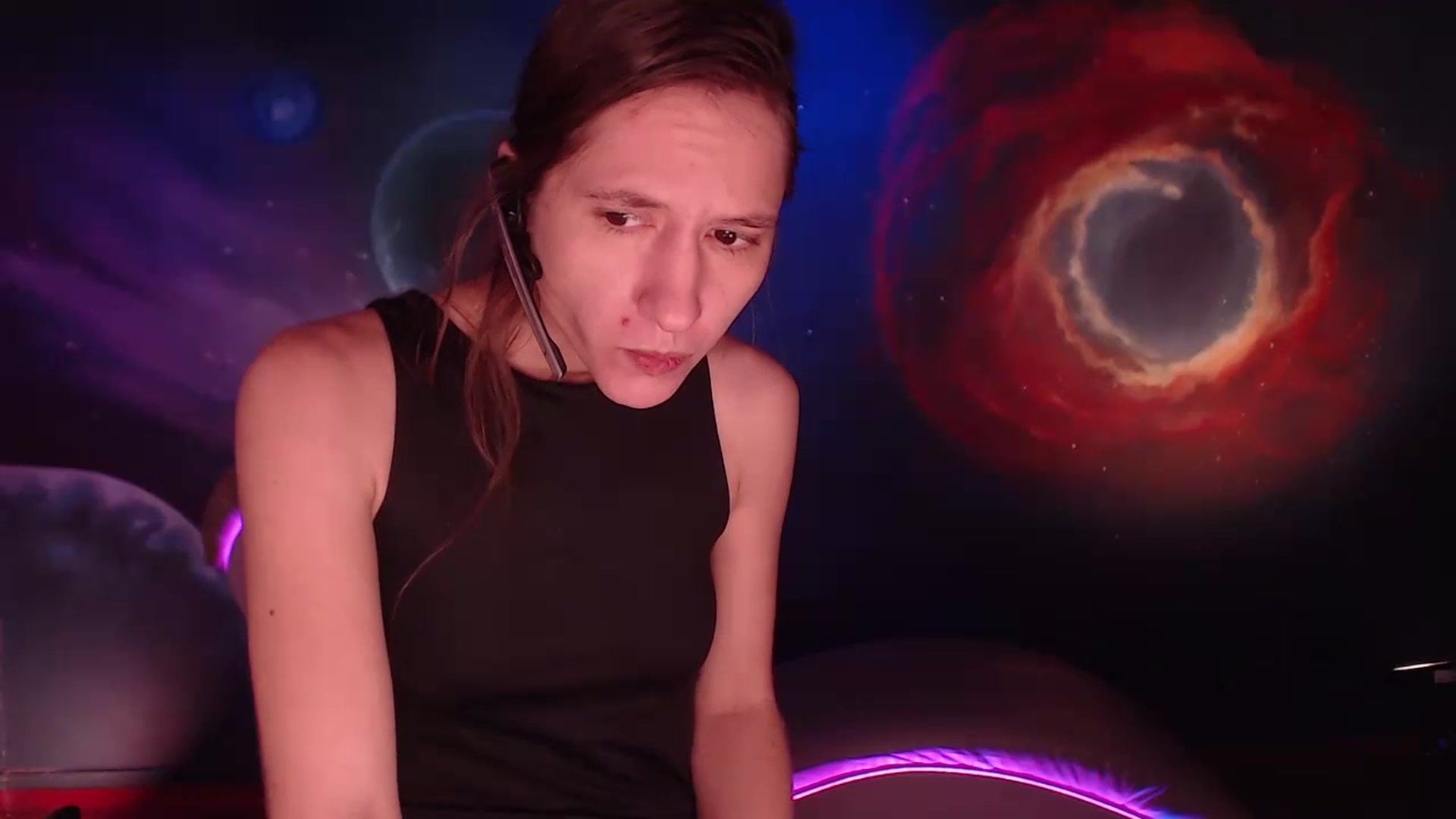 Gallery image thumbnail from IntruderRorry's myfreecams stream on, 10/01/2024, 06:07 image 12 of 20
