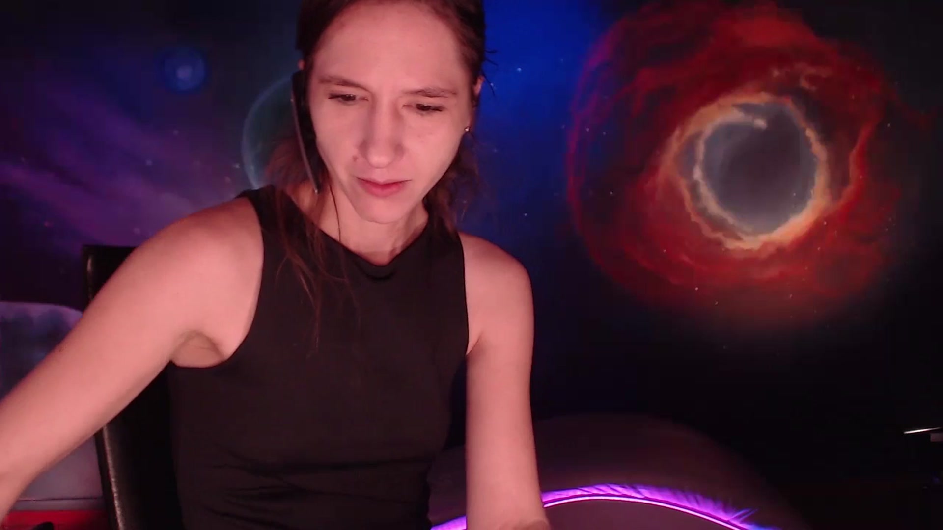 Gallery image thumbnail from IntruderRorry's myfreecams stream on, 10/01/2024, 11:32 image 2 of 20