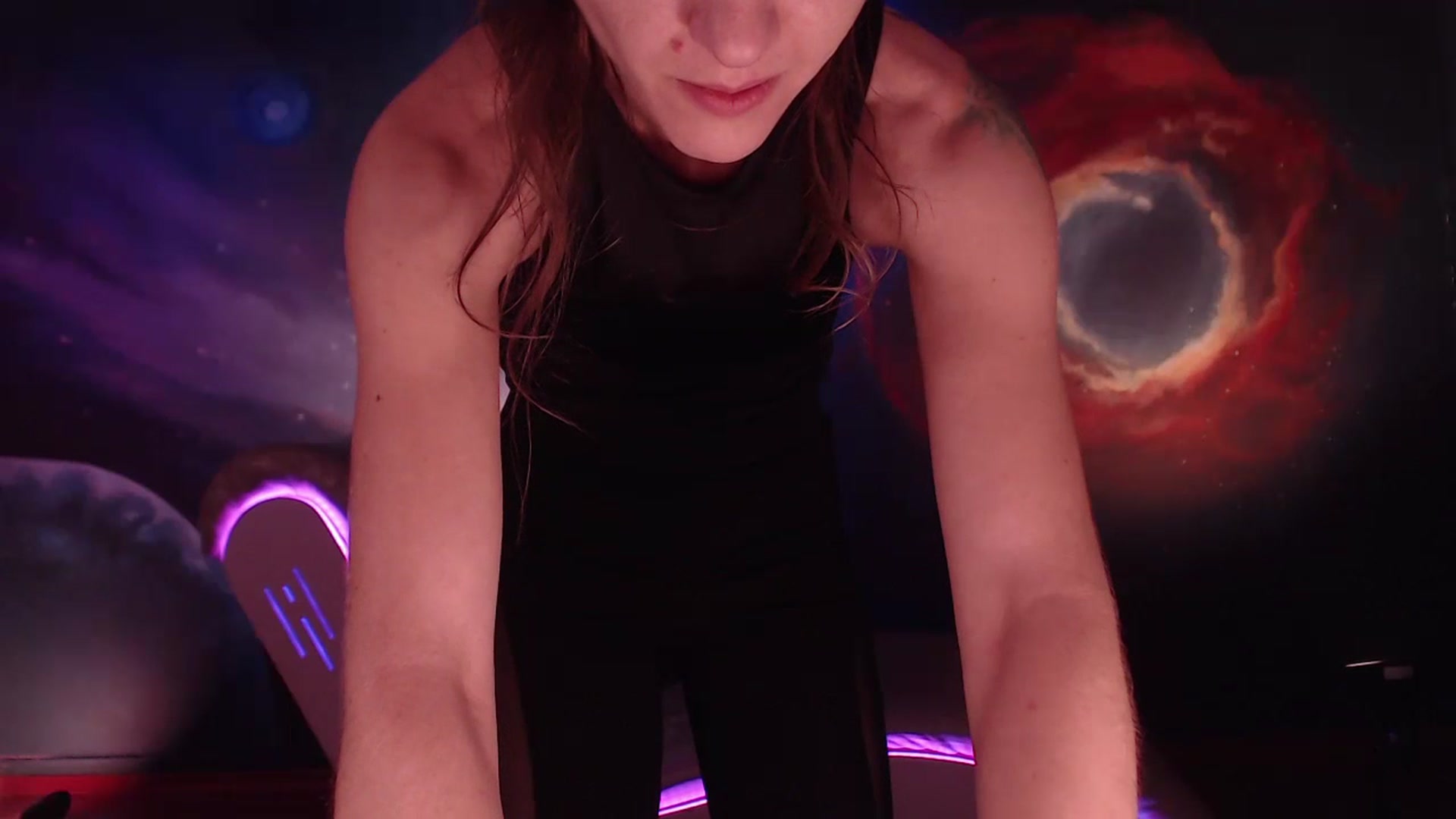 Gallery image thumbnail from IntruderRorry's myfreecams stream on, 10/01/2024, 11:32 image 19 of 20