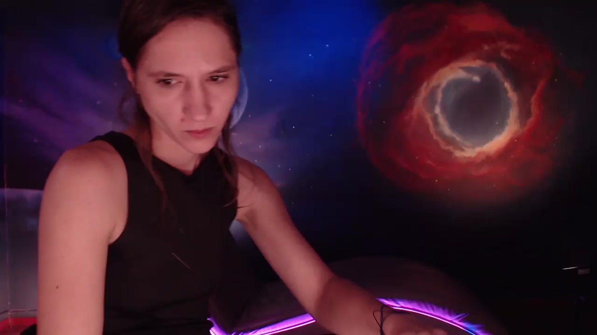 Gallery image thumbnail from IntruderRorry's myfreecams stream on, 10/01/2024, 12:21 image 16 of 20