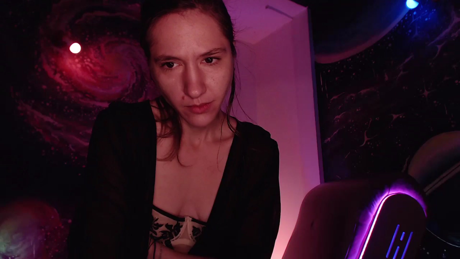 Gallery image thumbnail from IntruderRorry's myfreecams stream on, 10/14/2024, 07:22 image 1 of 20