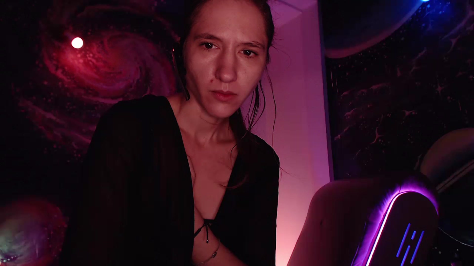 Gallery image thumbnail from IntruderRorry's myfreecams stream on, 10/14/2024, 07:22 image 14 of 20