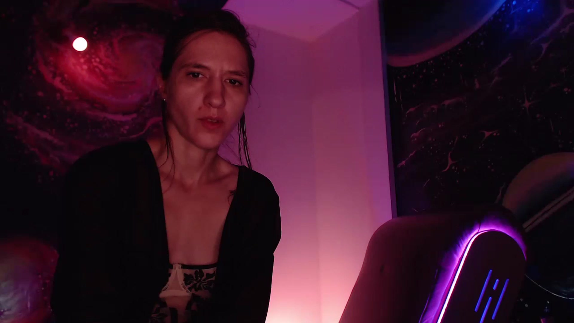 Gallery image thumbnail from IntruderRorry's myfreecams stream on, 10/14/2024, 13:06 image 20 of 20