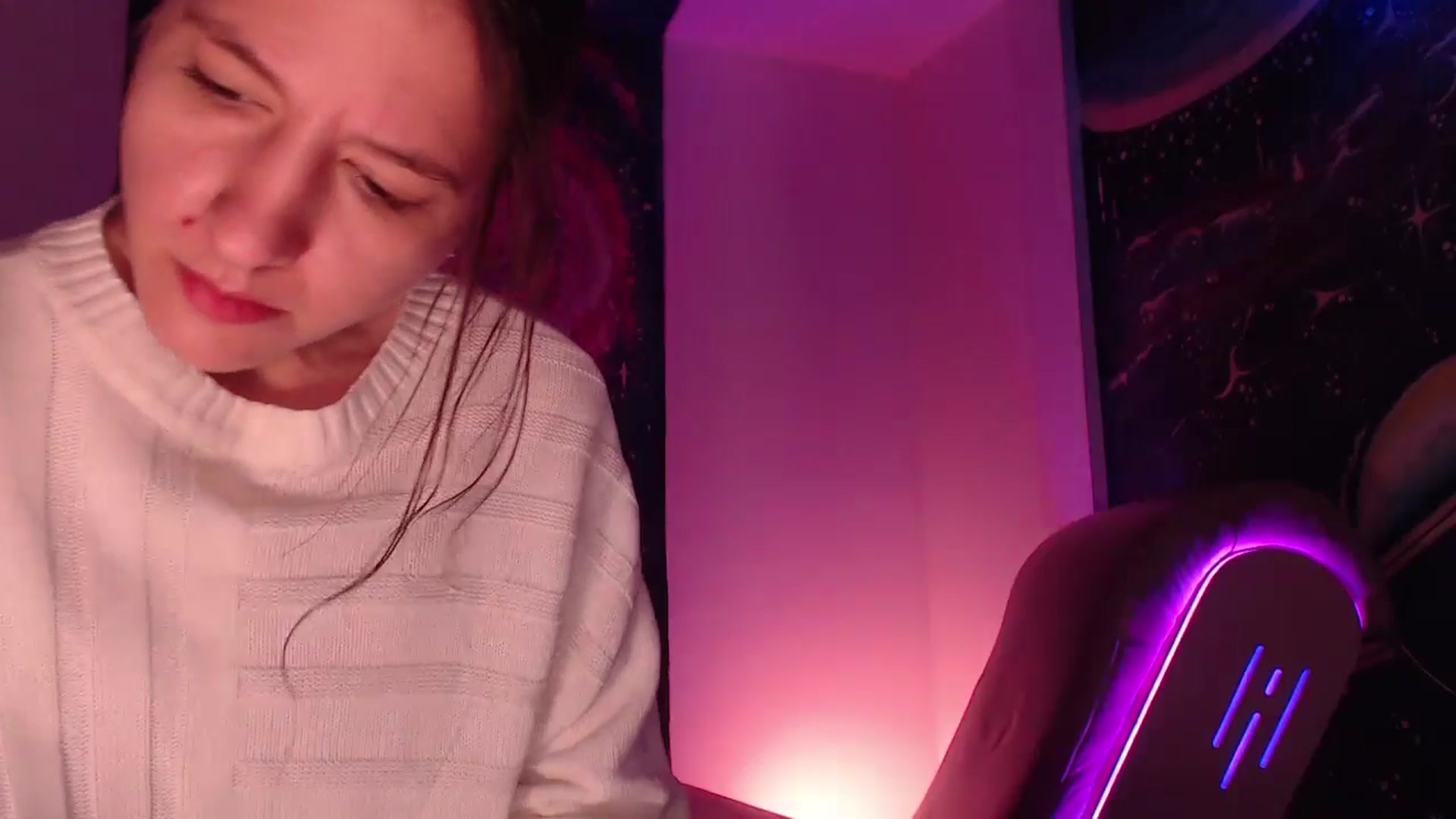 Gallery image thumbnail from IntruderRorry's myfreecams stream on, 10/25/2024, 07:29 image 7 of 20