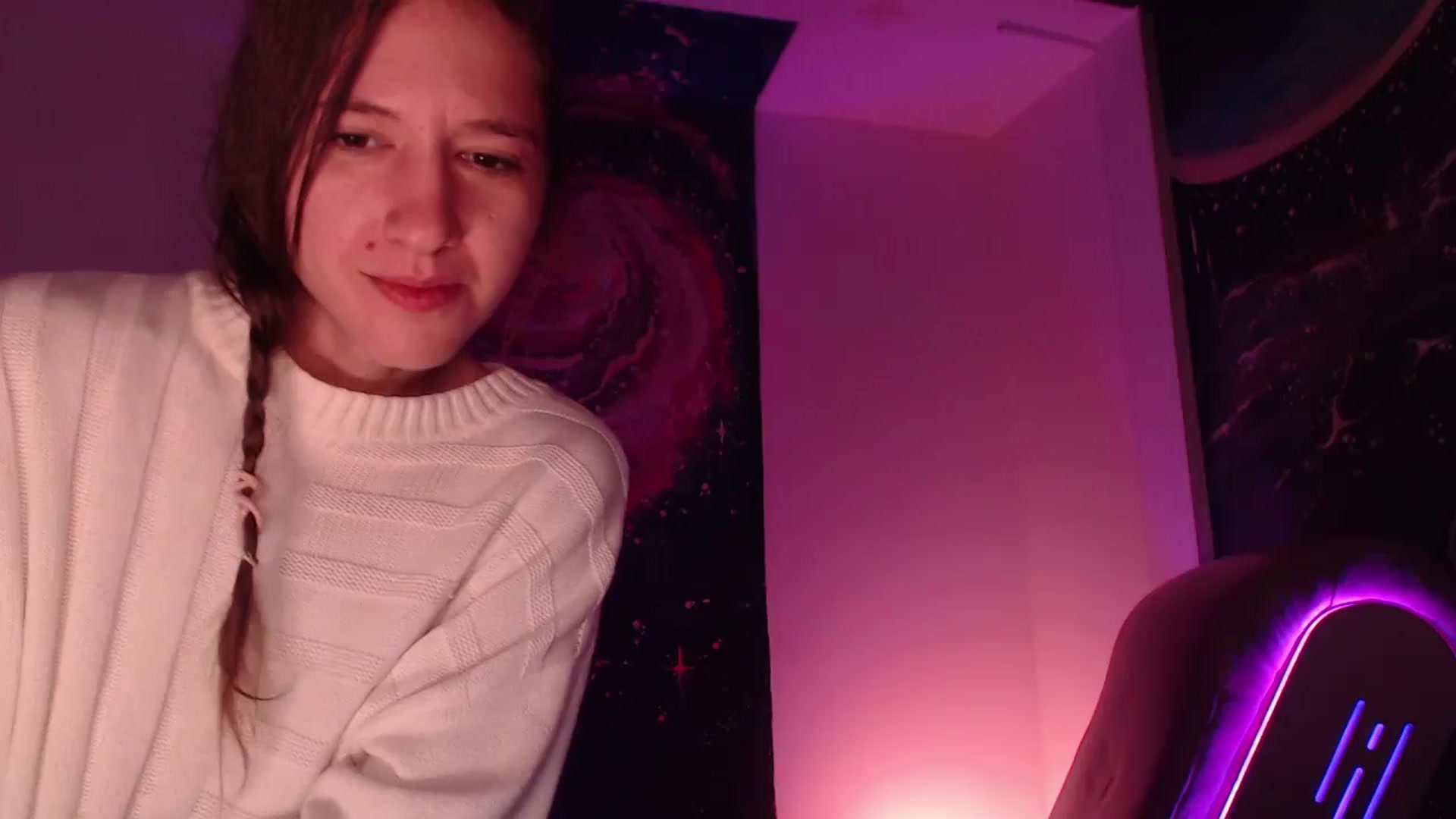 Gallery image thumbnail from IntruderRorry's myfreecams stream on, 10/26/2024, 07:17 image 14 of 20