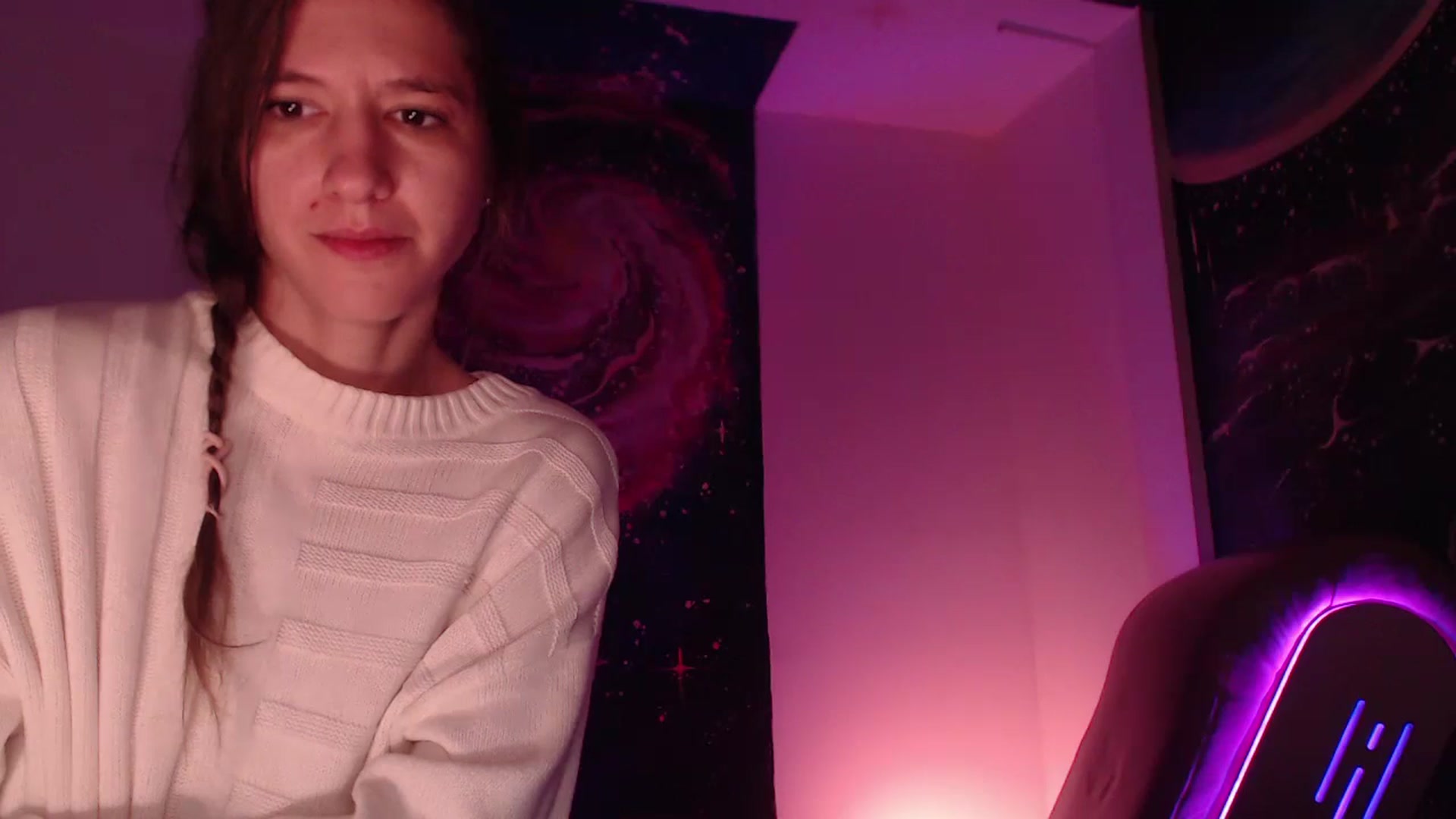 Gallery image thumbnail from IntruderRorry's myfreecams stream on, 10/26/2024, 07:17 image 15 of 20