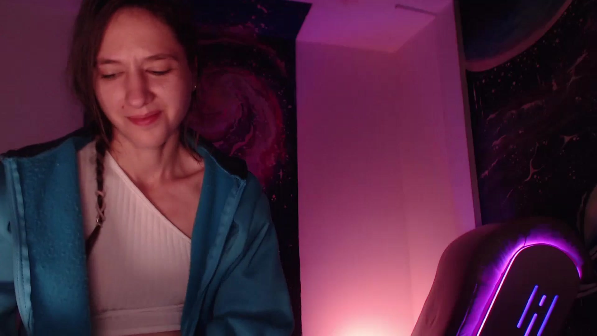 Gallery image thumbnail from IntruderRorry's myfreecams stream on, 10/26/2024, 12:04 image 7 of 20