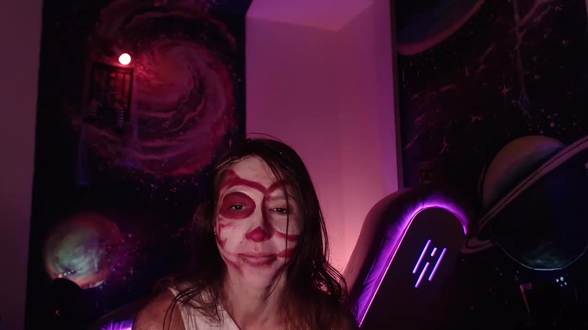 Gallery image thumbnail from IntruderRorry's myfreecams stream on, 10/27/2024, 08:42 image 18 of 20