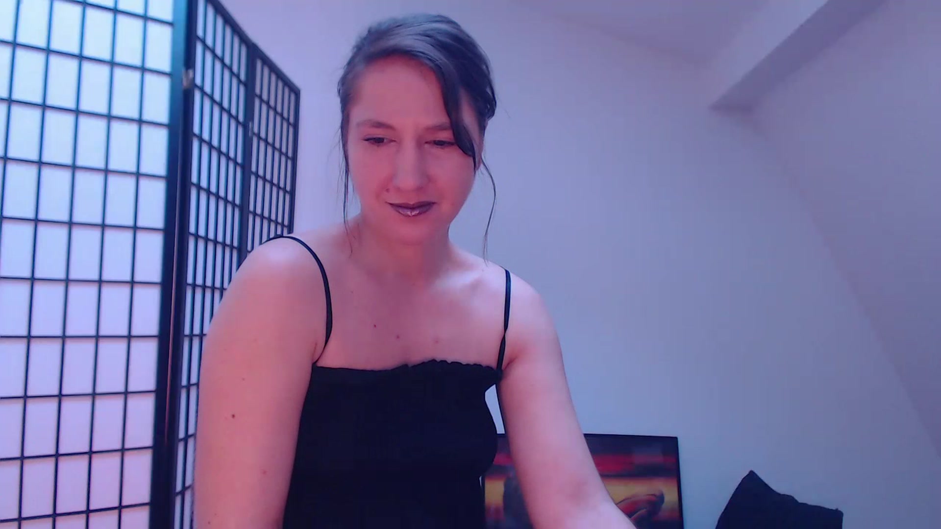 Gallery image thumbnail from IntruderRorry's myfreecams stream on, 01/19/2025, 09:52 image 3 of 20