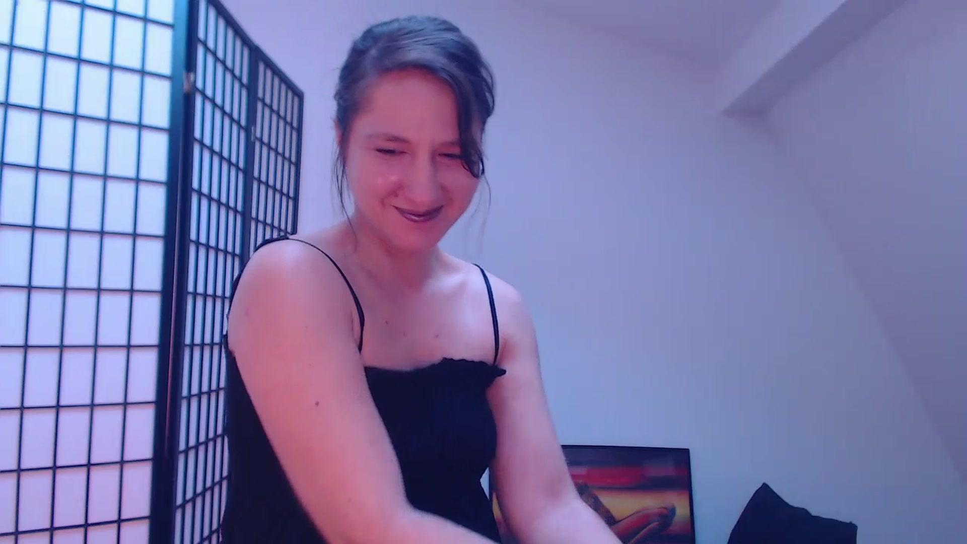 Gallery image thumbnail from IntruderRorry's myfreecams stream on, 01/19/2025, 09:52 image 9 of 20