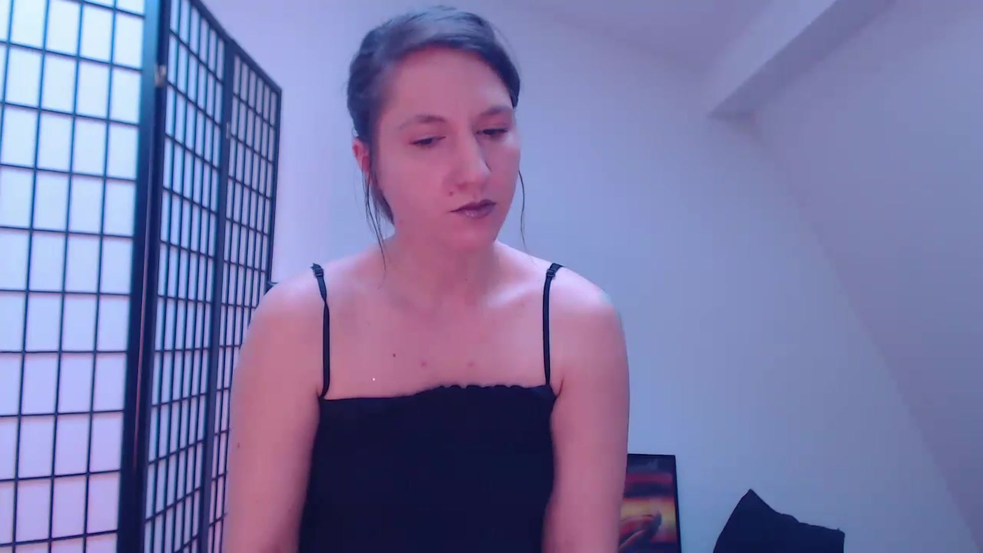 Gallery image thumbnail from IntruderRorry's myfreecams stream on, 01/19/2025, 09:52 image 17 of 20