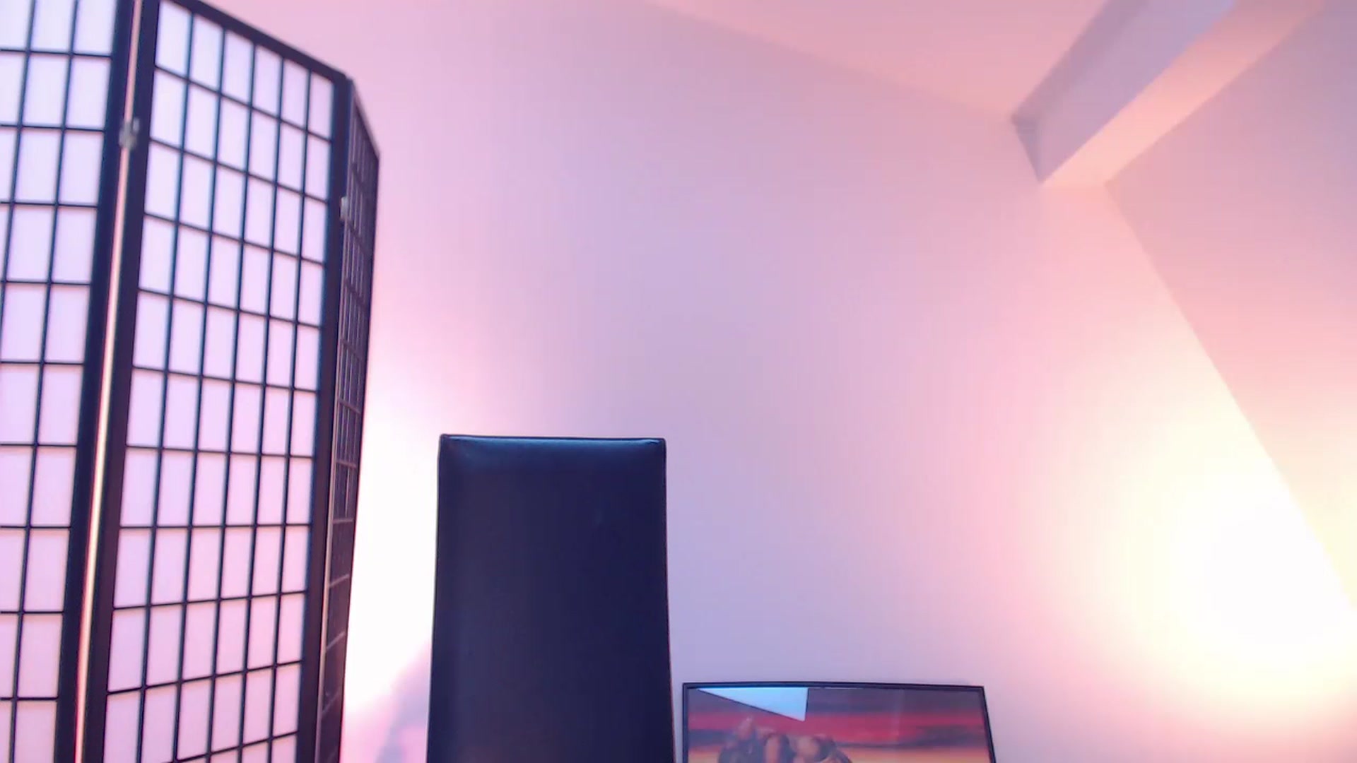 Gallery image thumbnail from IntruderRorry's myfreecams stream on, 01/28/2025, 07:58 image 14 of 20