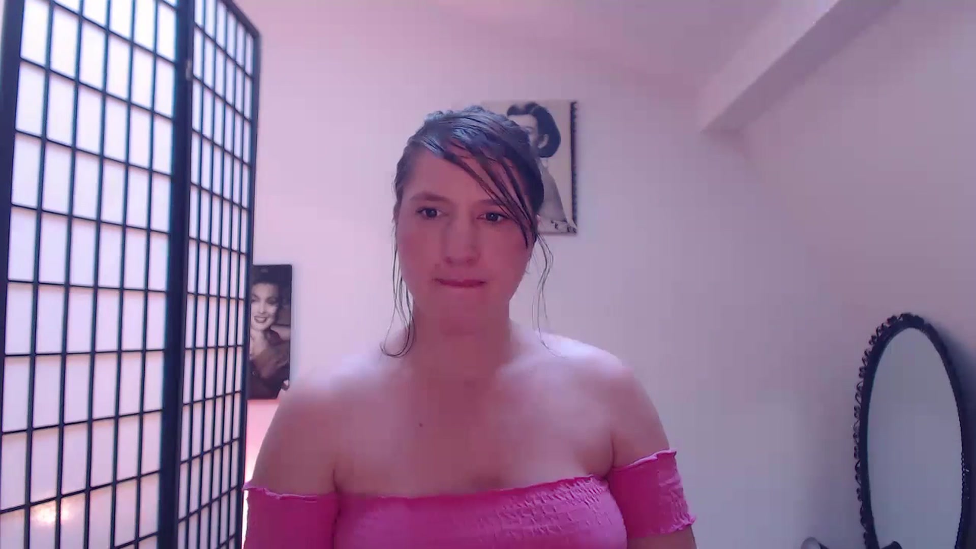 Gallery image thumbnail from IntruderRorry's myfreecams stream on, 02/25/2025, 15:40 image 7 of 20