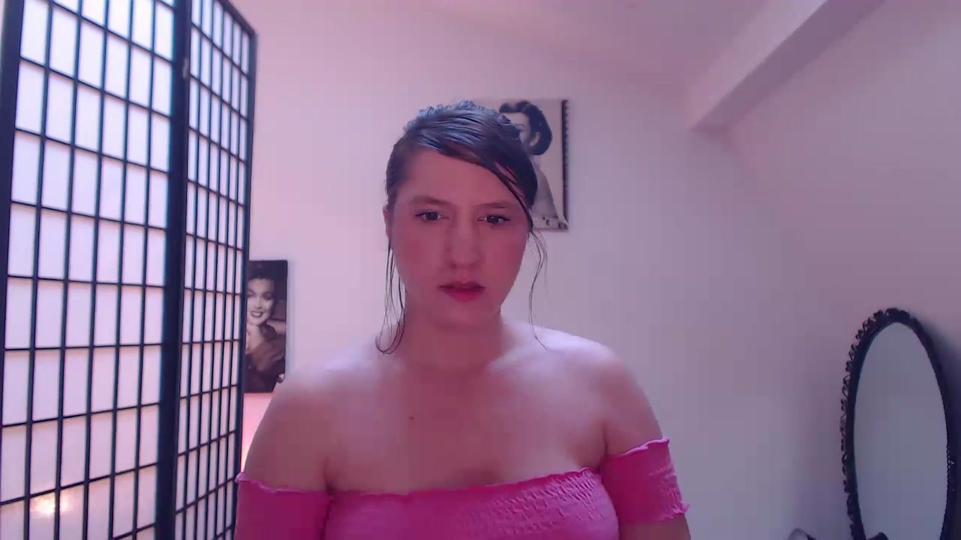 Gallery image thumbnail from IntruderRorry's myfreecams stream on, 02/25/2025, 15:40 image 10 of 20