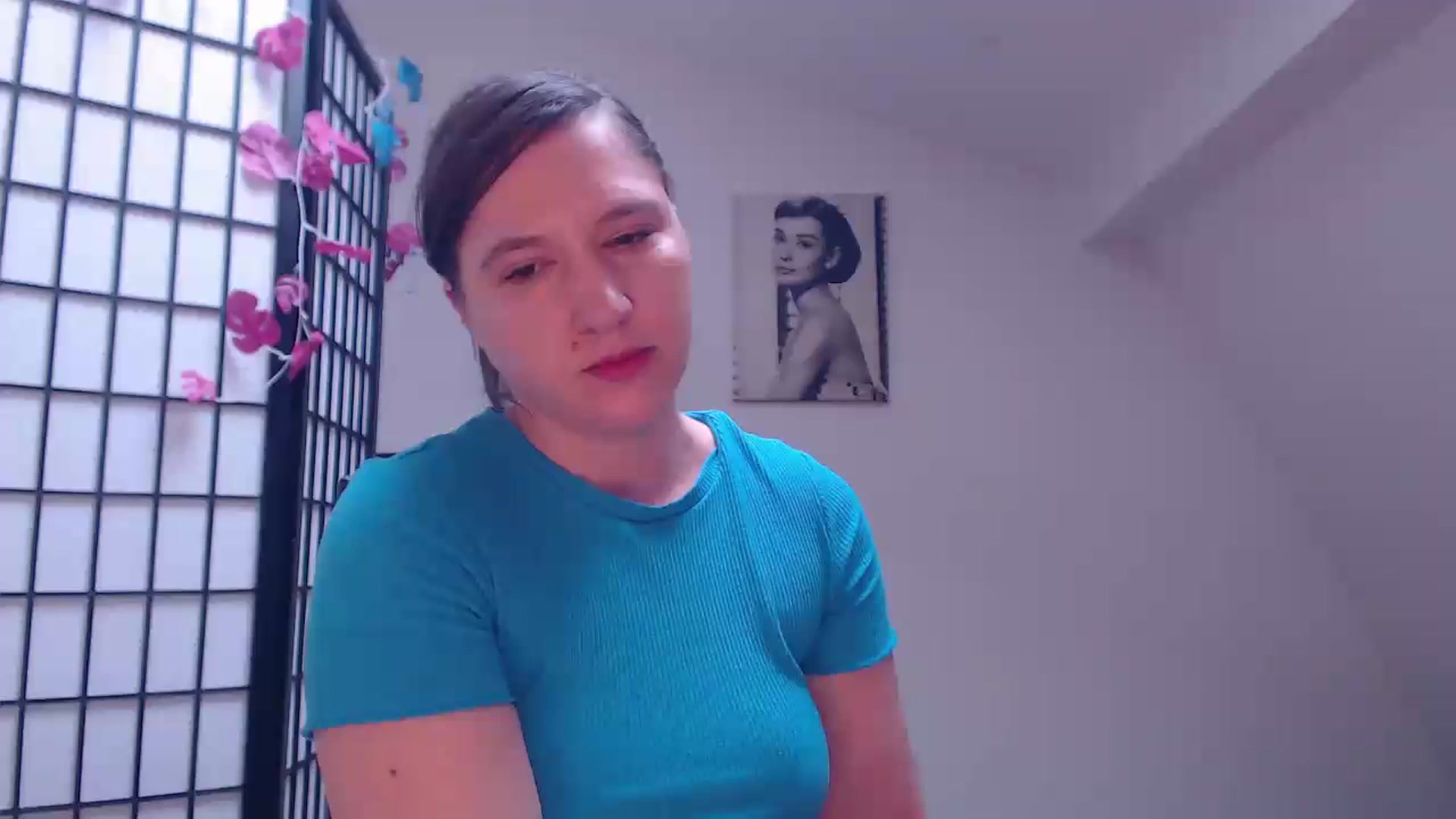 Gallery image thumbnail from IntruderRorry's myfreecams stream on, 03/17/2025, 11:37 image 5 of 20