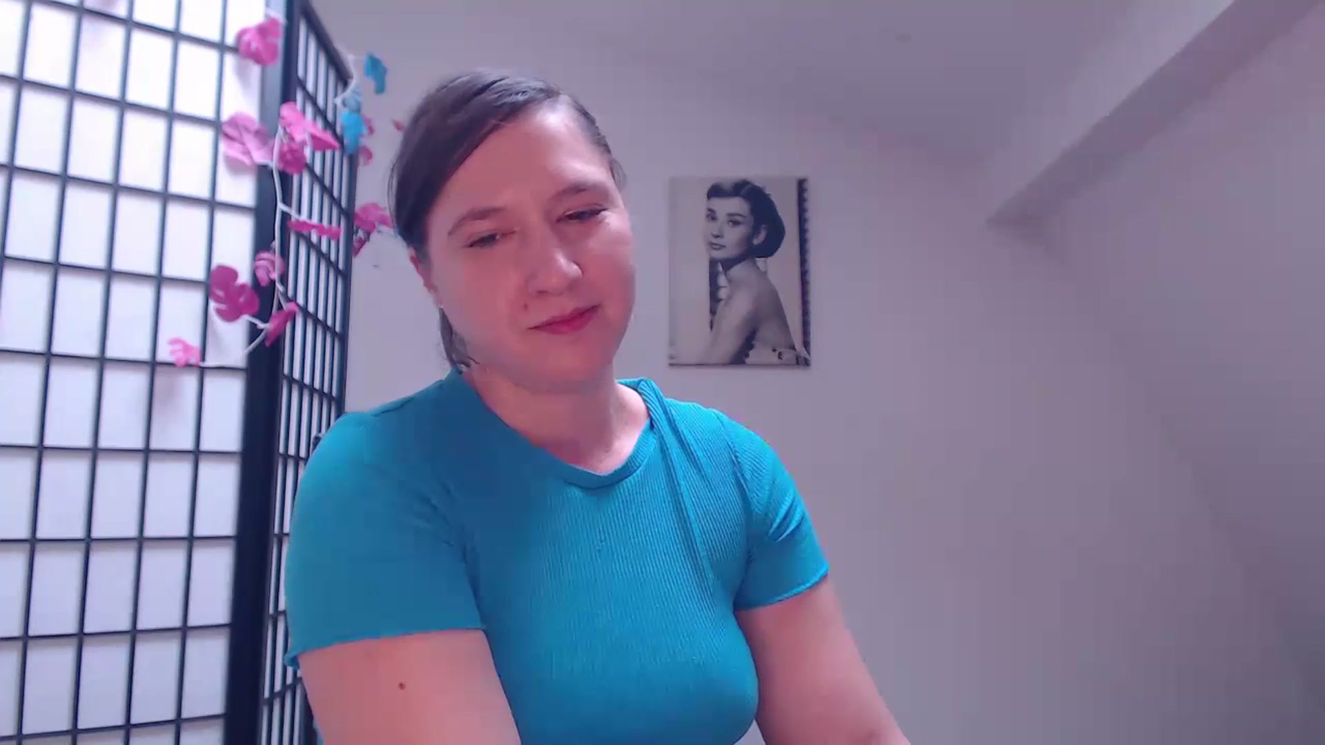 Gallery image thumbnail from IntruderRorry's myfreecams stream on, 03/17/2025, 11:37 image 9 of 20