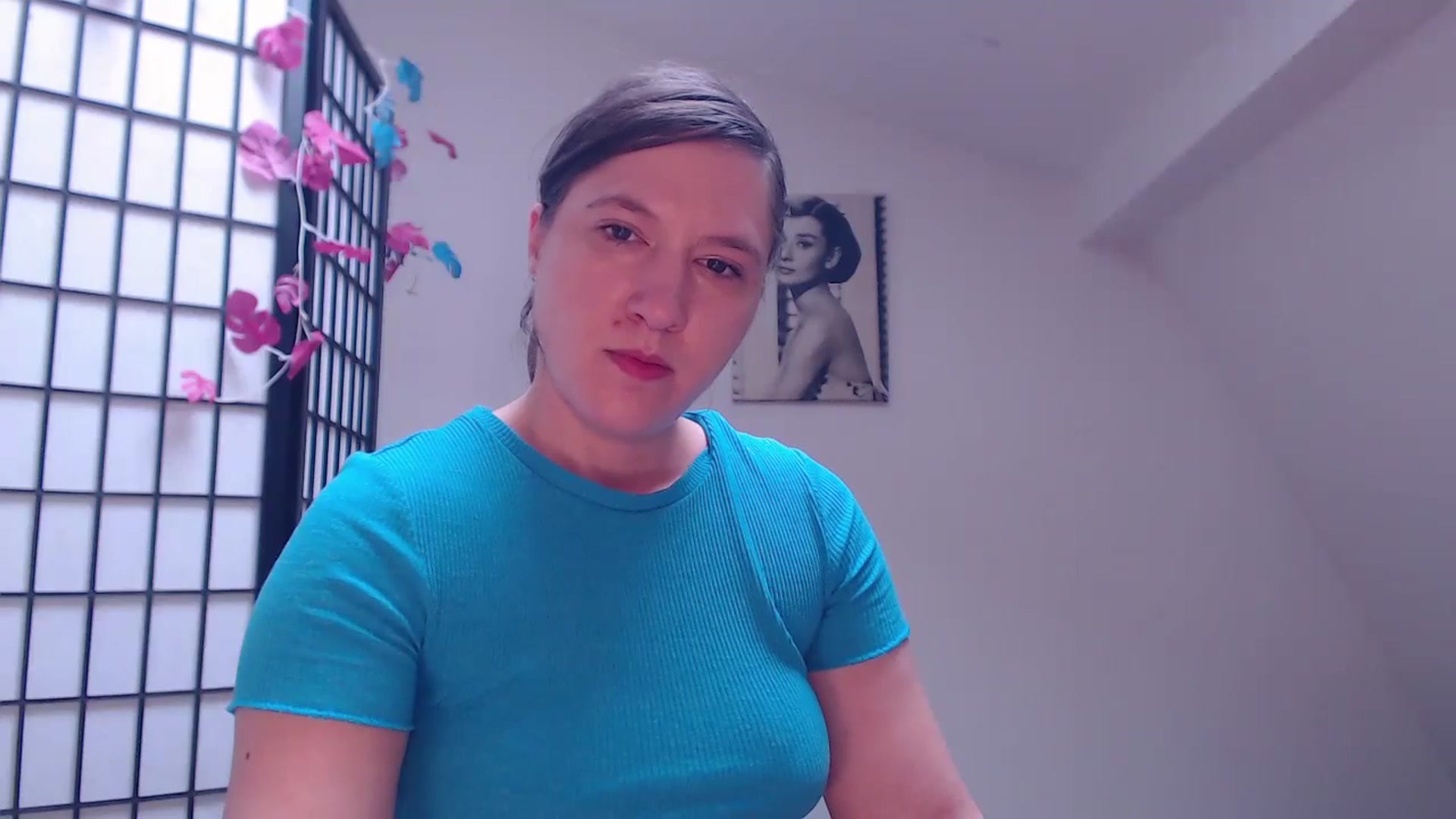 Gallery image thumbnail from IntruderRorry's myfreecams stream on, 03/17/2025, 11:37 image 4 of 20