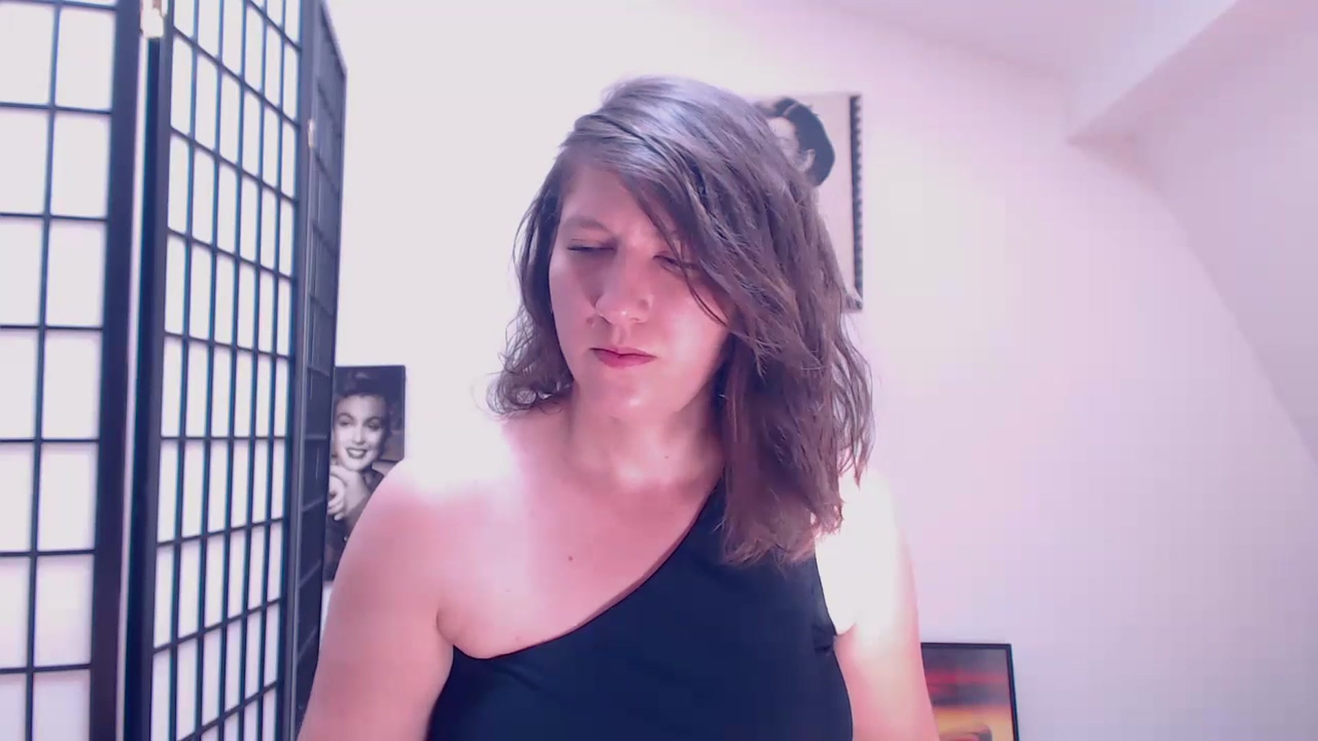 Gallery image thumbnail from IntruderRorry's myfreecams stream on, 06/30/2025, 12:30 image 6 of 20