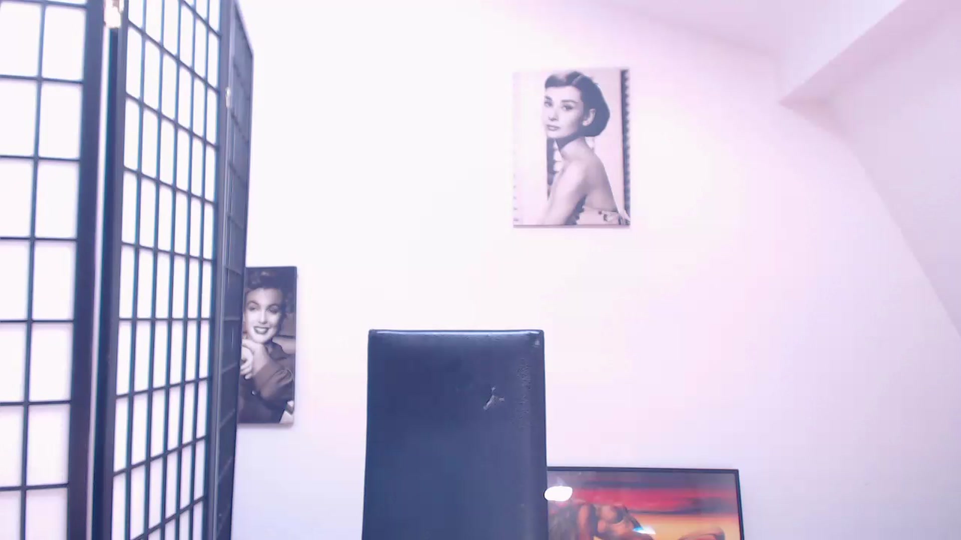 Gallery image thumbnail from IntruderRorry's myfreecams stream on, 06/30/2025, 12:30 image 7 of 20