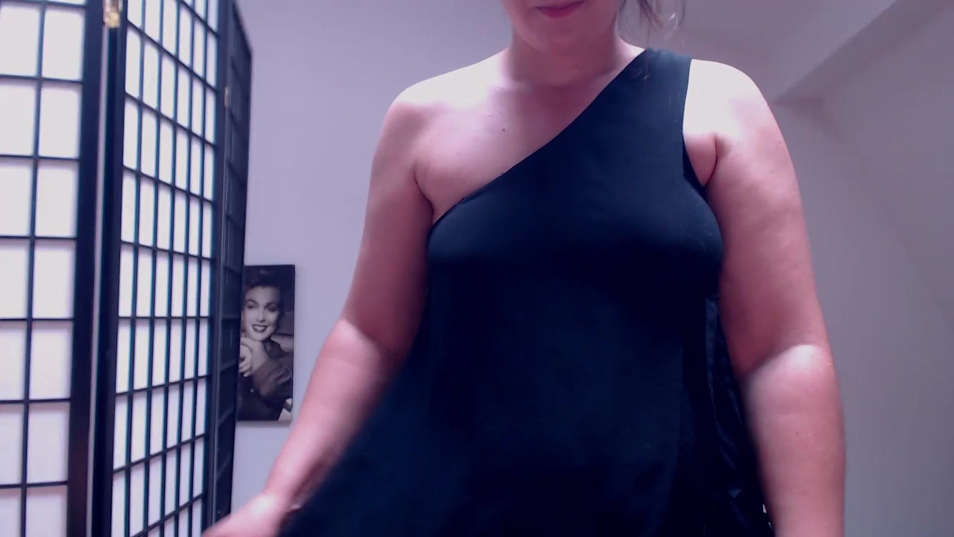 Gallery image thumbnail from IntruderRorry's myfreecams stream on, 06/30/2025, 12:30 image 16 of 20