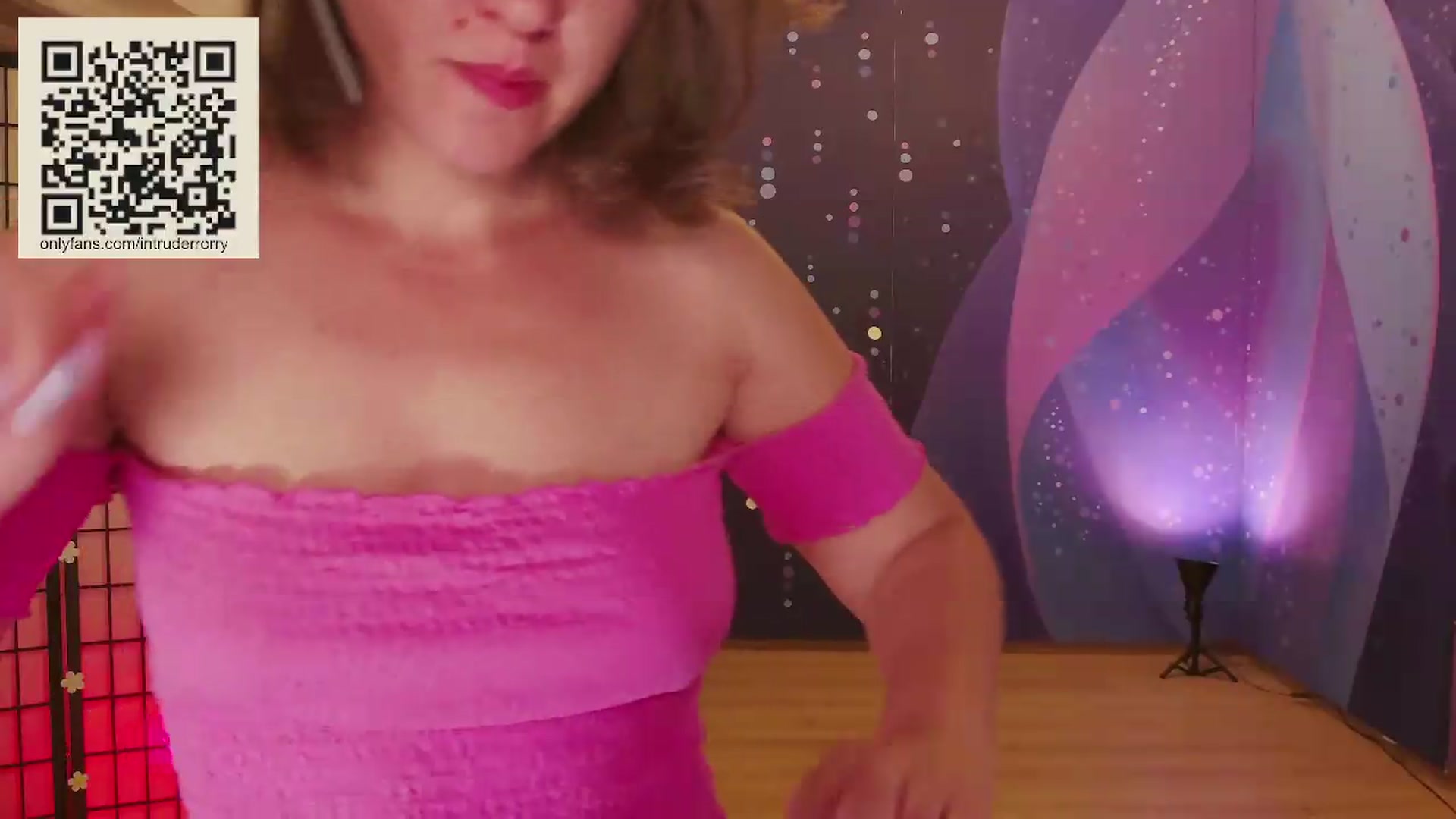 Gallery image thumbnail from IntruderRorry's myfreecams stream on, 08/06/2026, 17:28 image 6 of 20