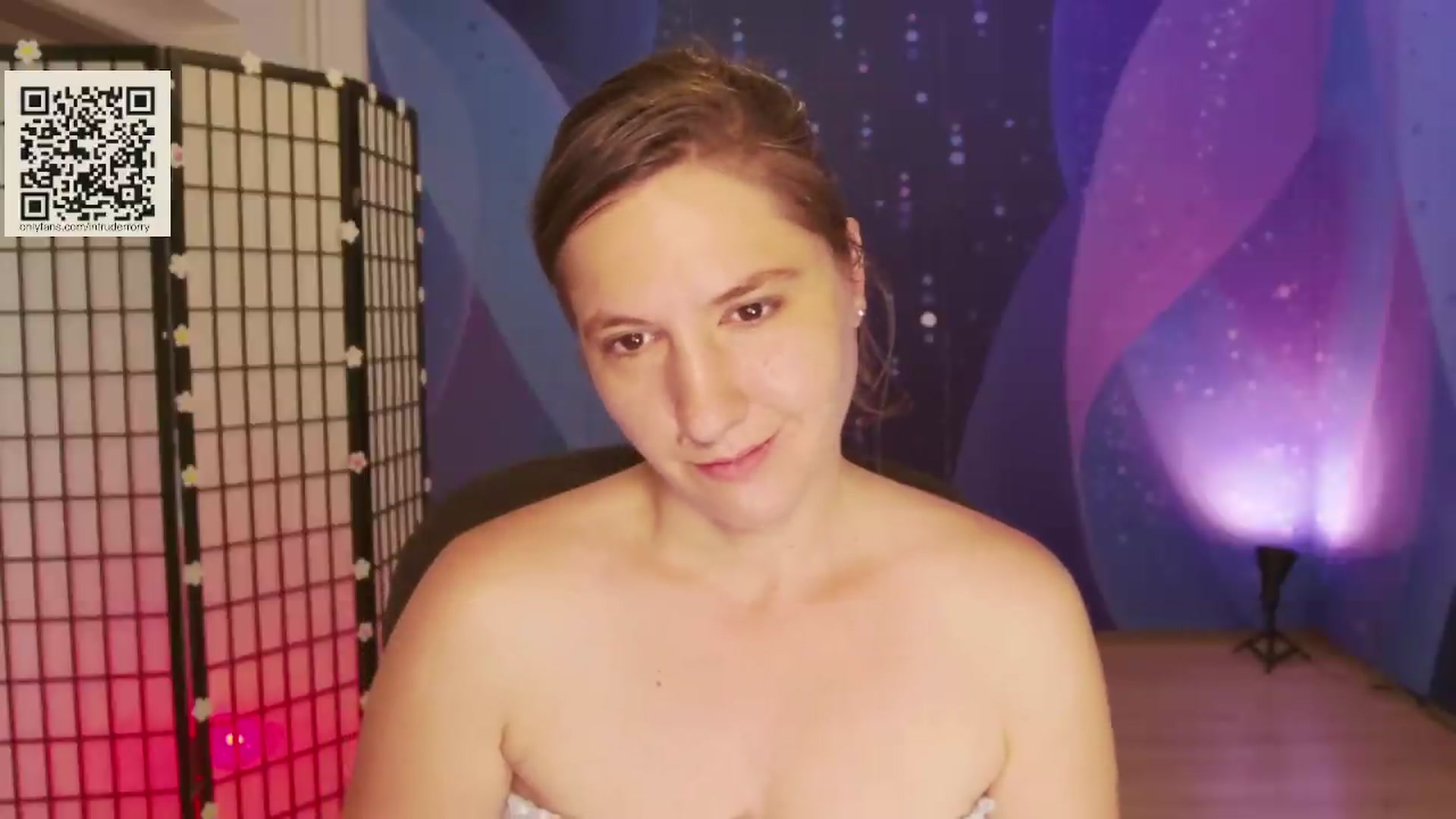 Gallery image thumbnail from IntruderRorry's myfreecams stream on, 08/13/2026, 08:55 image 20 of 20