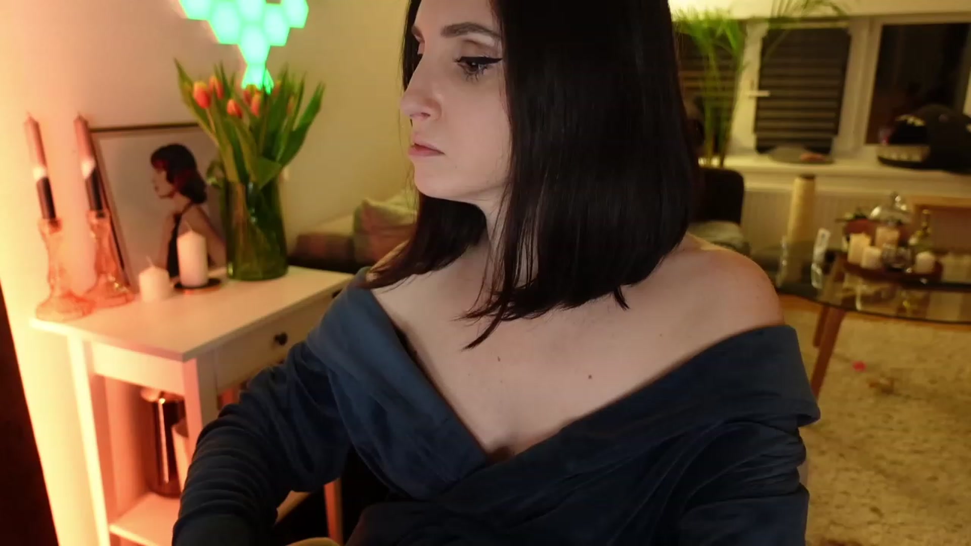 Gallery image thumbnail from Invisible_'s myfreecams stream on, 03/06/2024, 01:29 image 18 of 20