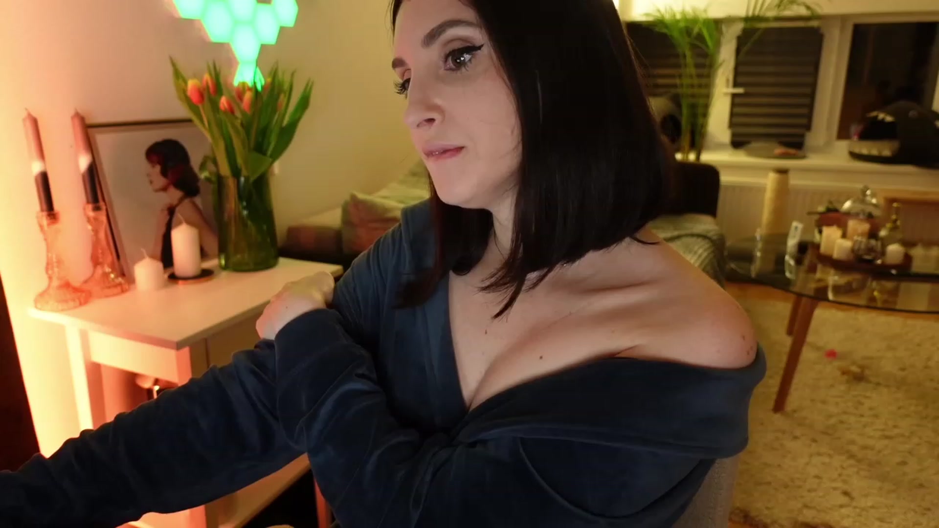Gallery image thumbnail from Invisible_'s myfreecams stream on, 03/06/2024, 01:29 image 2 of 20