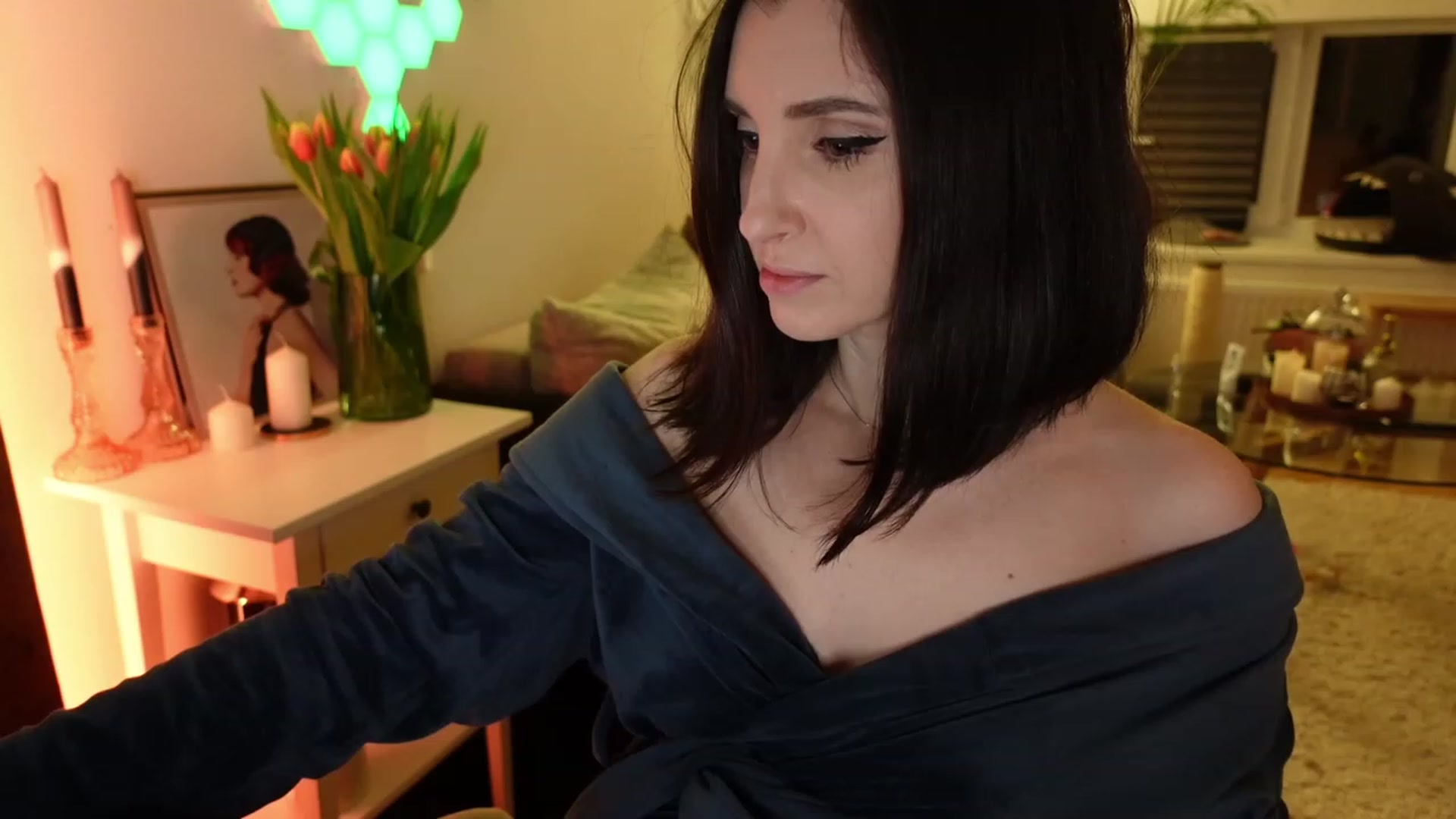 Gallery image thumbnail from Invisible_'s myfreecams stream on, 03/06/2024, 01:29 image 19 of 20