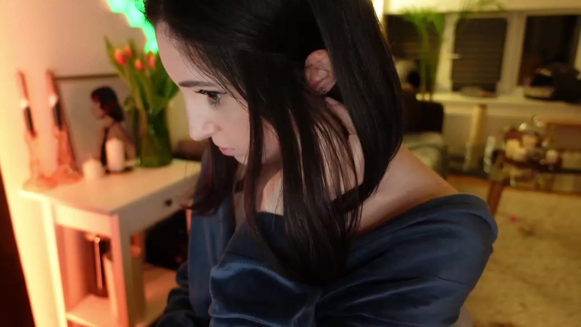 Gallery image thumbnail from Invisible_'s myfreecams stream on, 03/06/2024, 03:07 image 15 of 20