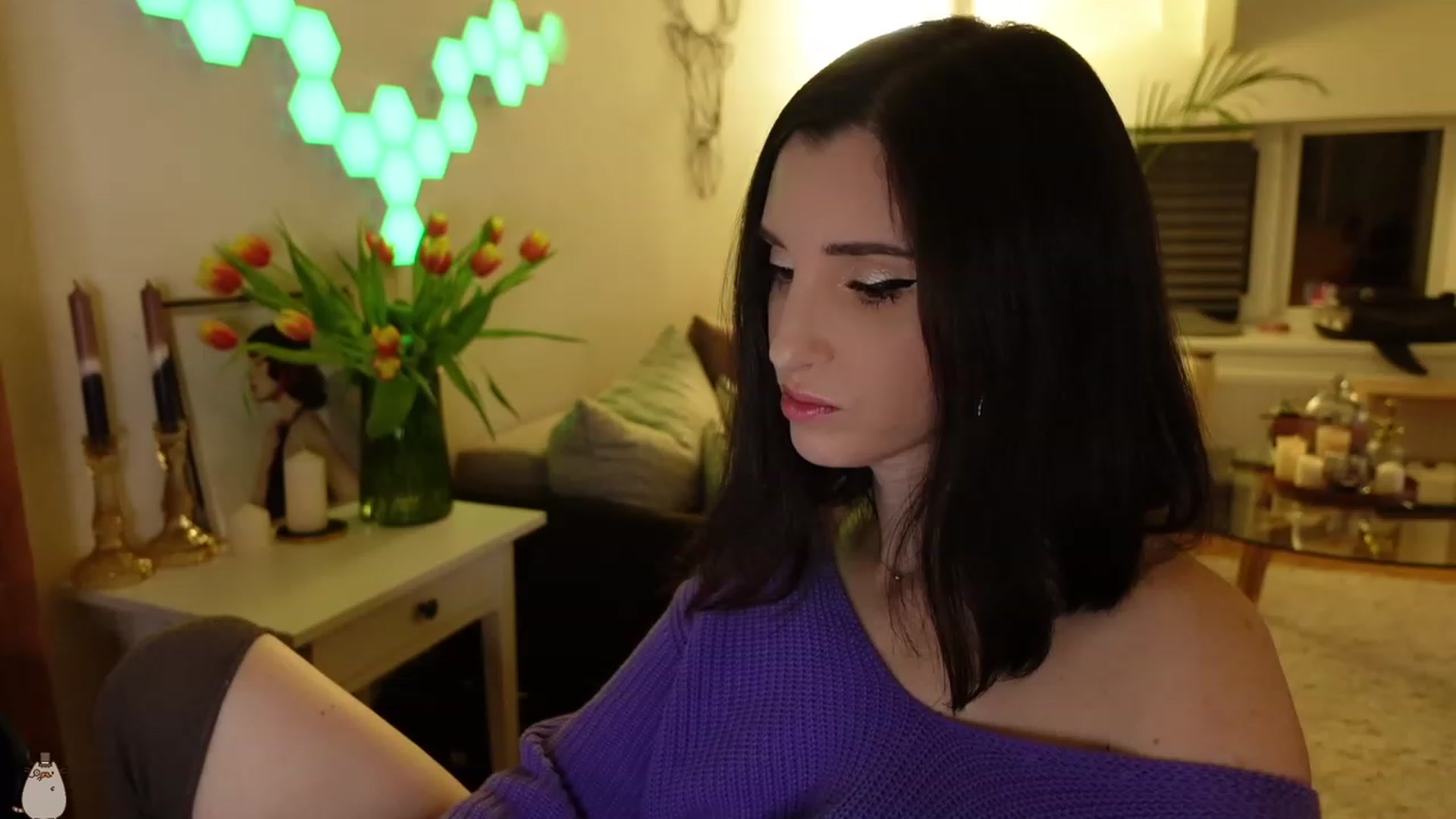 Gallery image thumbnail from Invisible_'s myfreecams stream on, 03/09/2024, 24:03 image 17 of 20