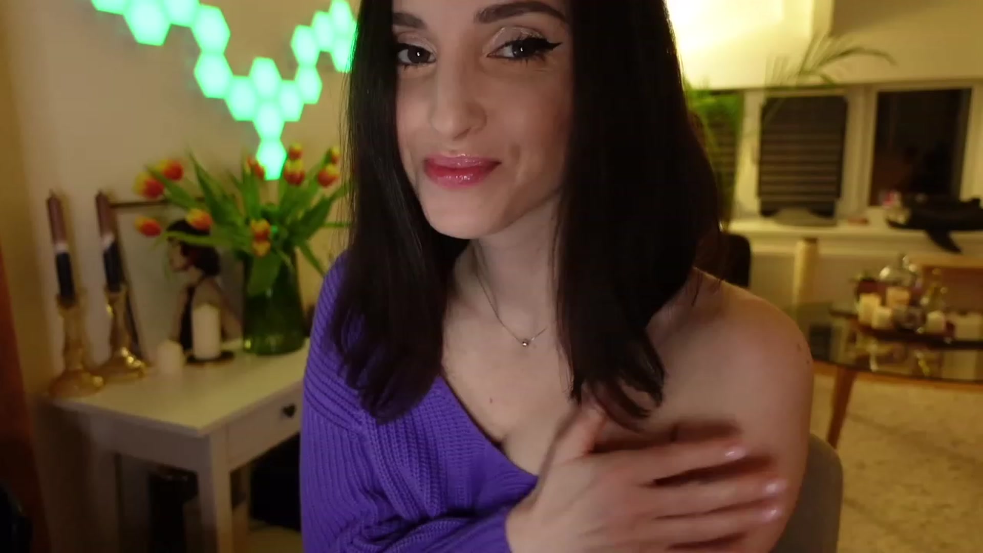 Gallery image thumbnail from Invisible_'s myfreecams stream on, 03/09/2024, 24:03 image 8 of 20