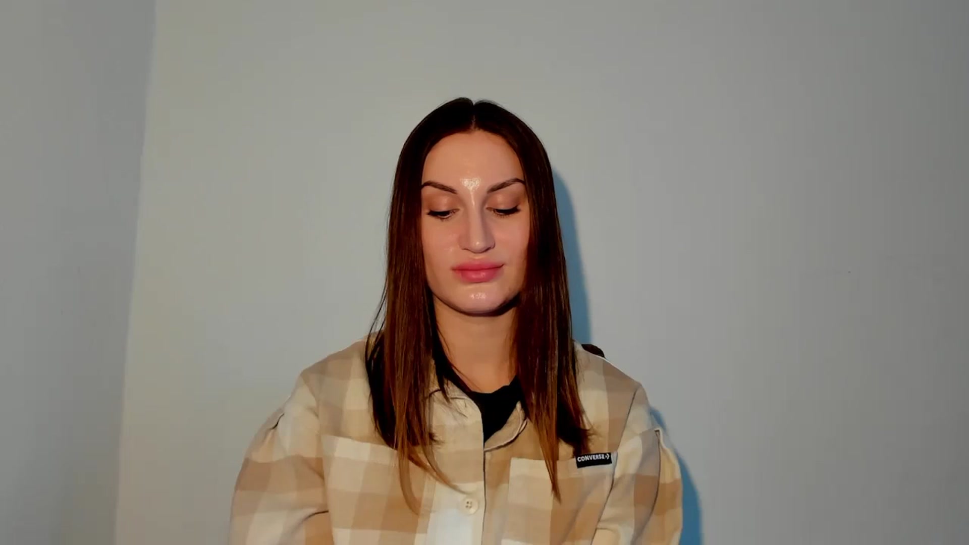 Gallery image thumbnail from IraGreen's myfreecams stream on, 03/02/2025, 16:28 image 16 of 20