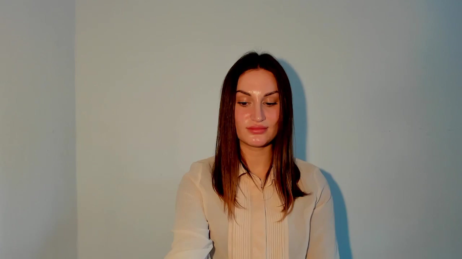 Gallery image thumbnail from IraGreen's myfreecams stream on, 03/03/2025, 16:08 image 2 of 20