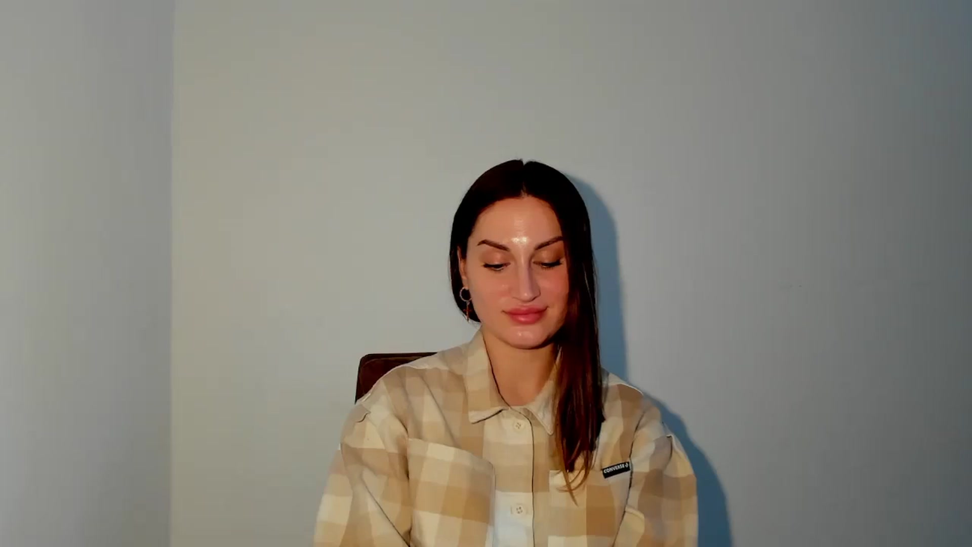 Gallery image thumbnail from IraGreen's myfreecams stream on, 03/10/2025, 15:00 image 12 of 20