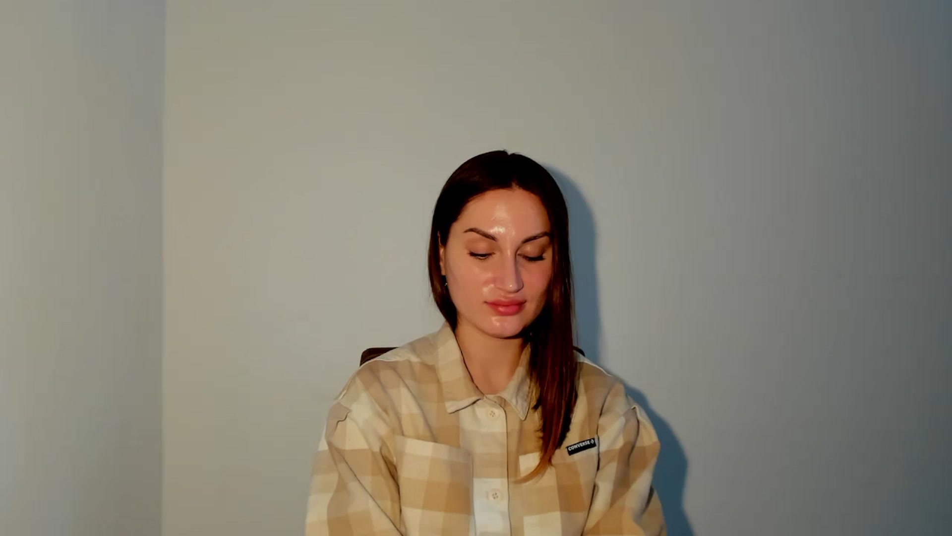 Gallery image thumbnail from IraGreen's myfreecams stream on, 03/10/2025, 15:00 image 17 of 20