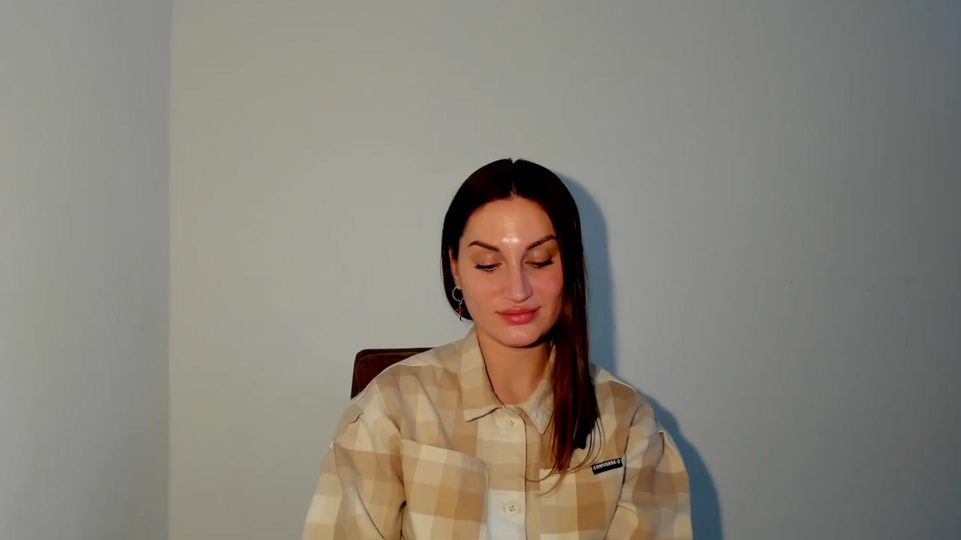 Gallery image thumbnail from IraGreen's myfreecams stream on, 03/10/2025, 15:00 image 13 of 20