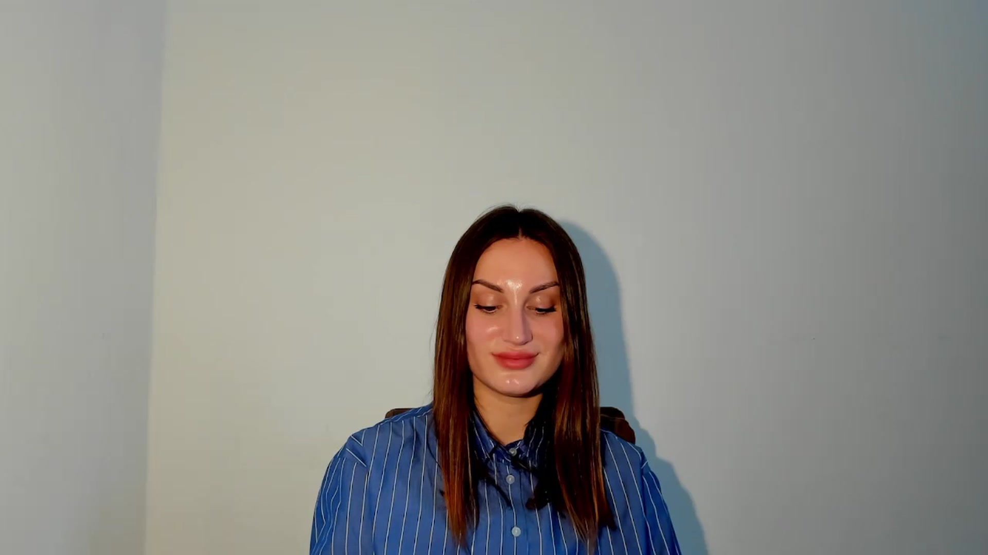 Gallery image thumbnail from IraGreen's myfreecams stream on, 03/13/2025, 14:54 image 9 of 20