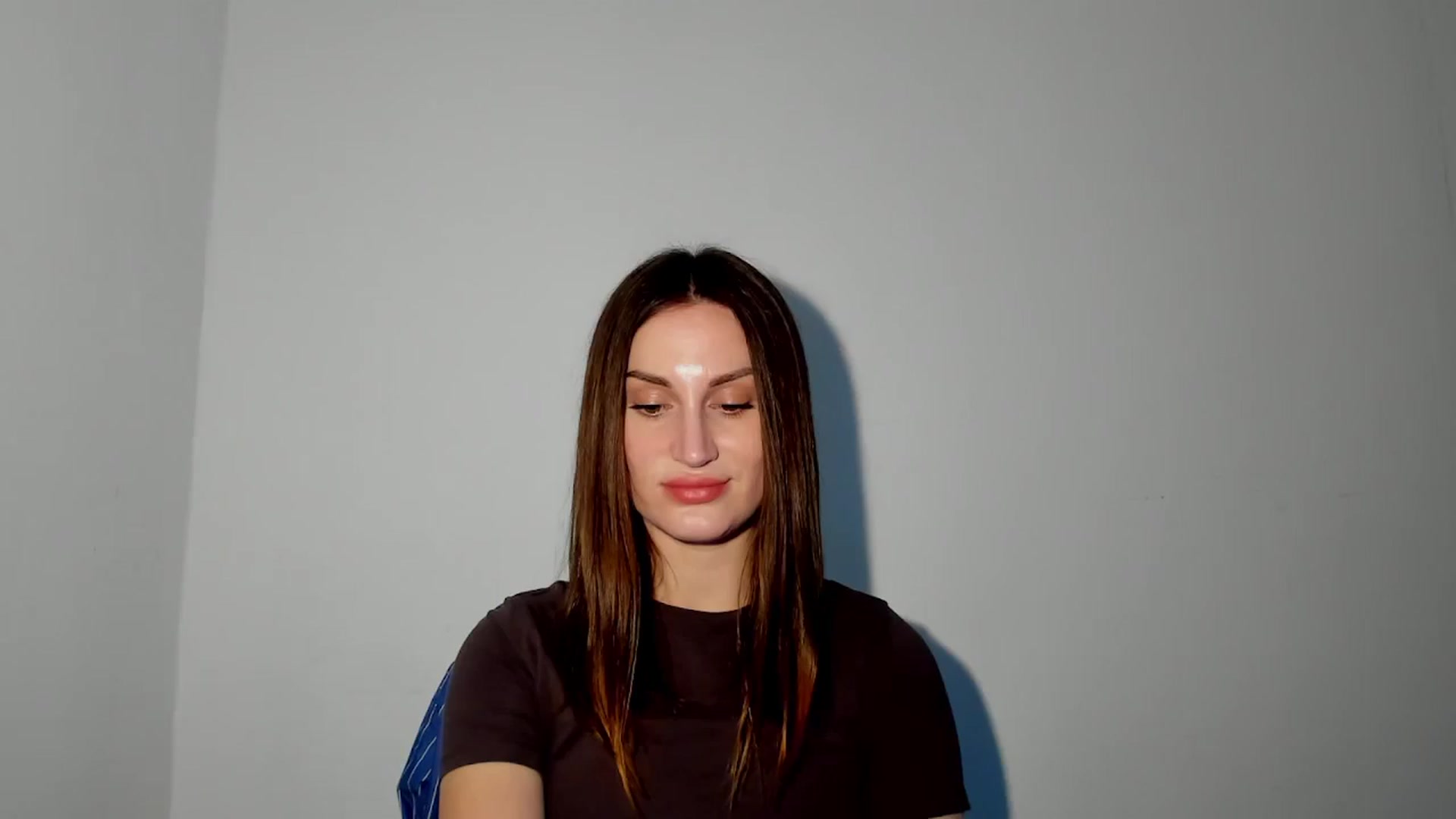 Gallery image thumbnail from IraGreen's myfreecams stream on, 03/15/2025, 16:03 image 1 of 20