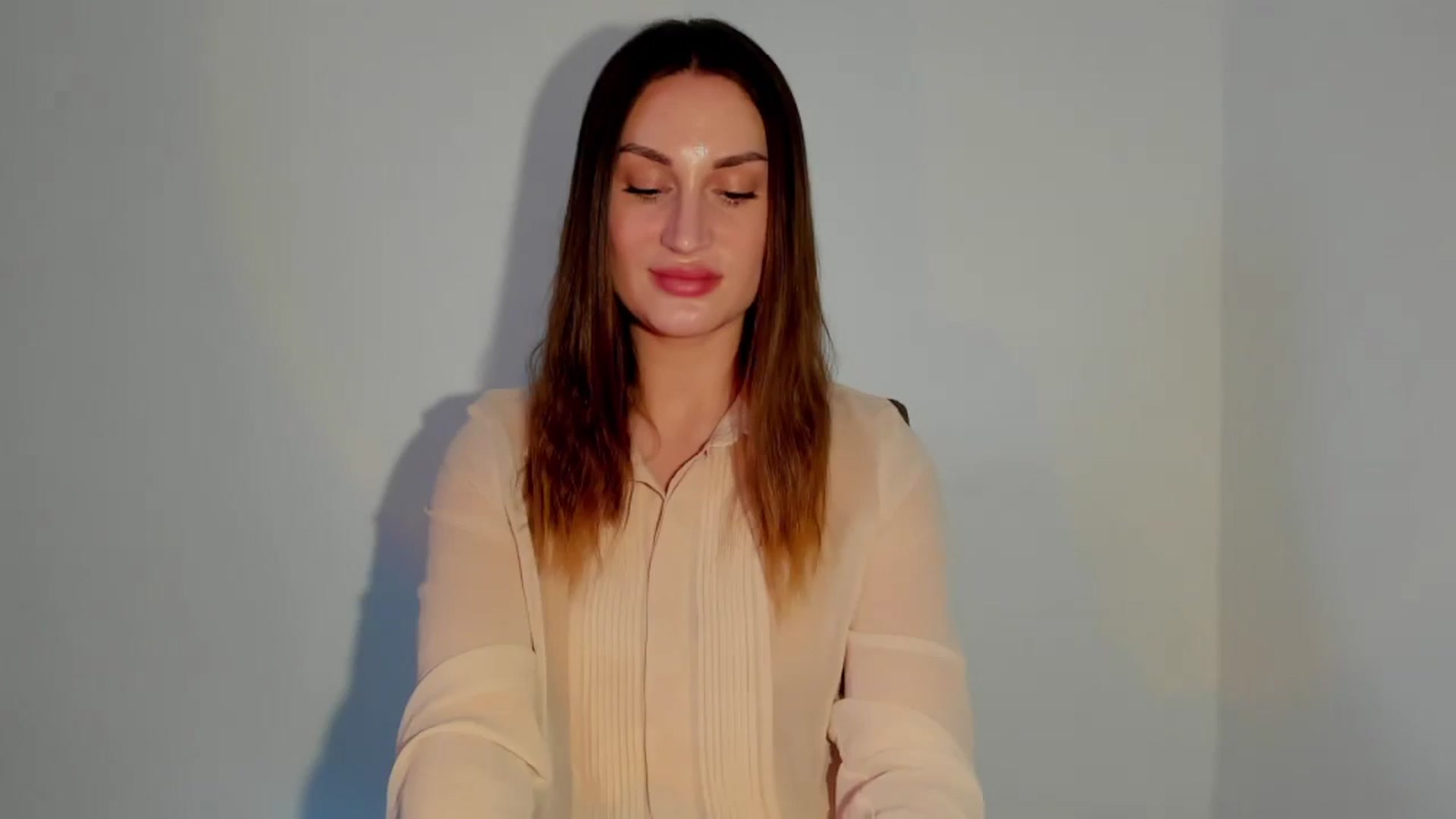 Gallery image thumbnail from IraGreen's myfreecams stream on, 04/12/2025, 11:17 image 19 of 20