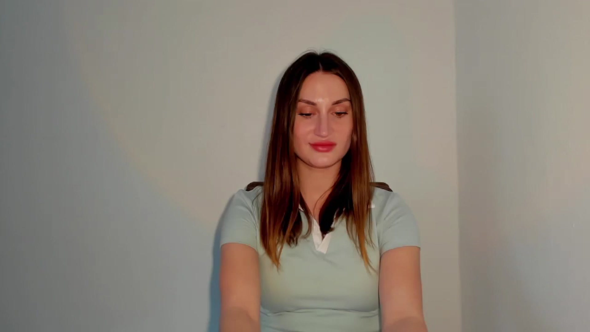 Gallery image thumbnail from IraGreen's myfreecams stream on, 04/16/2025, 14:57 image 16 of 20