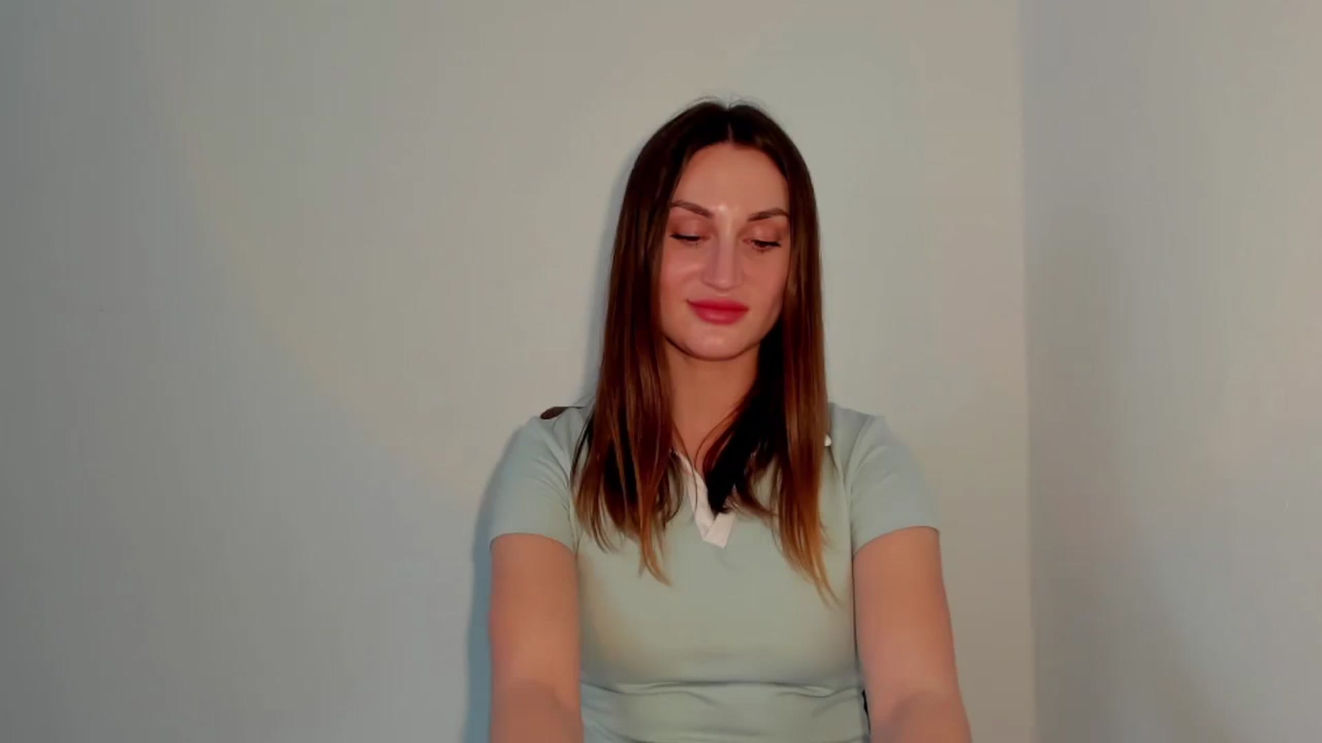Gallery image thumbnail from IraGreen's myfreecams stream on, 04/16/2025, 16:03 image 16 of 20