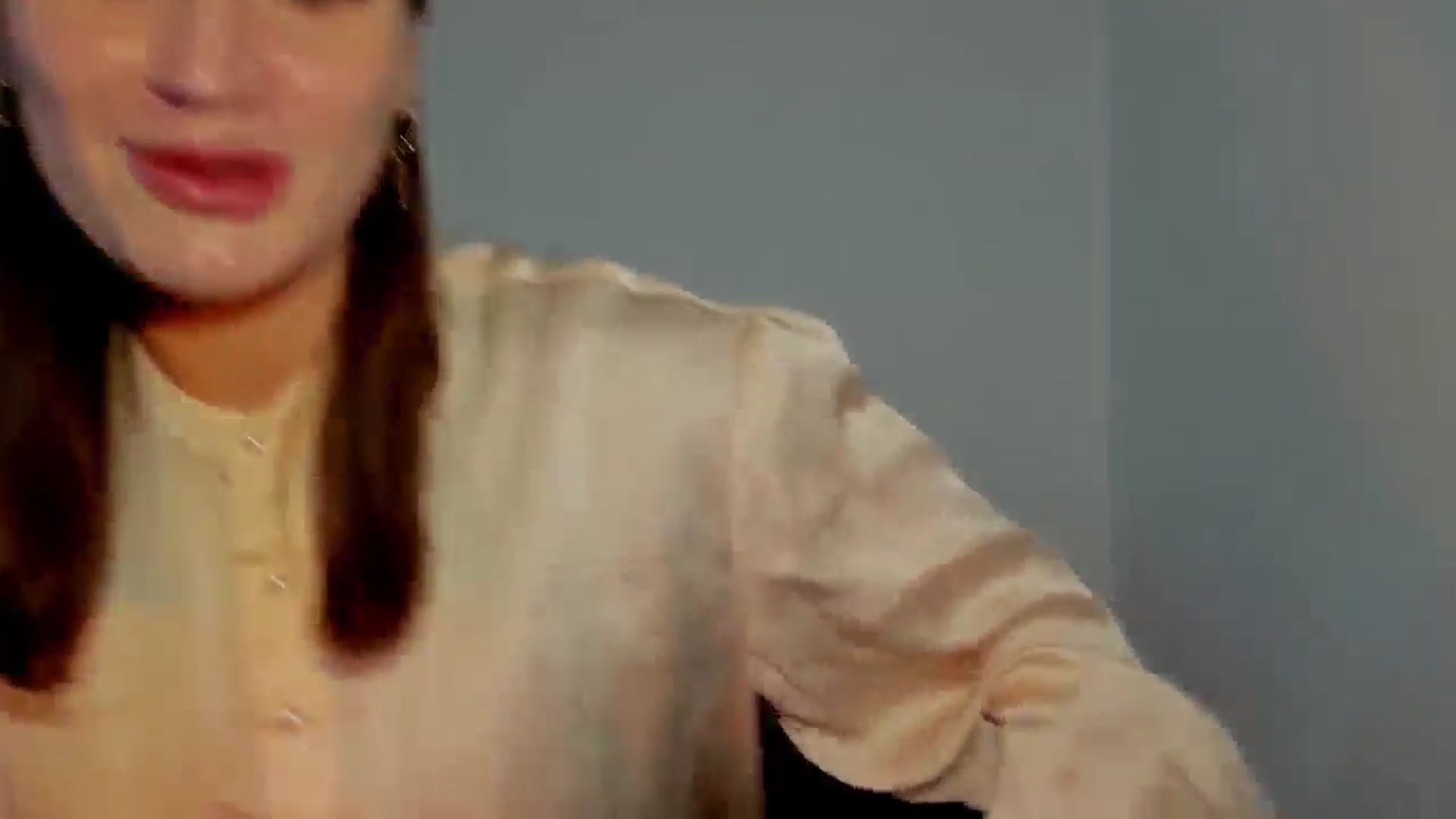 Gallery image thumbnail from IraGreen's myfreecams stream on, 04/21/2025, 13:05 image 4 of 20