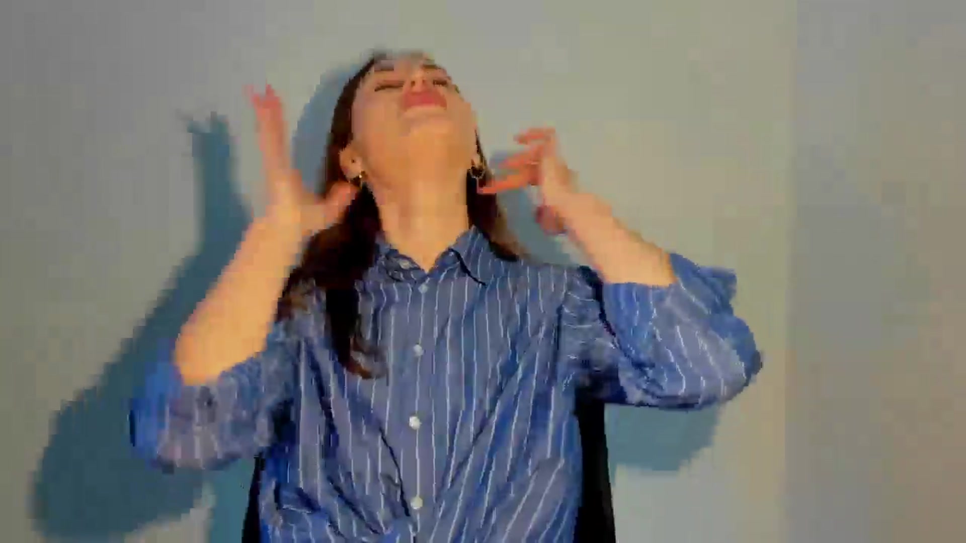 Gallery image thumbnail from IraGreen's myfreecams stream on, 05/31/2025, 10:39 image 16 of 20