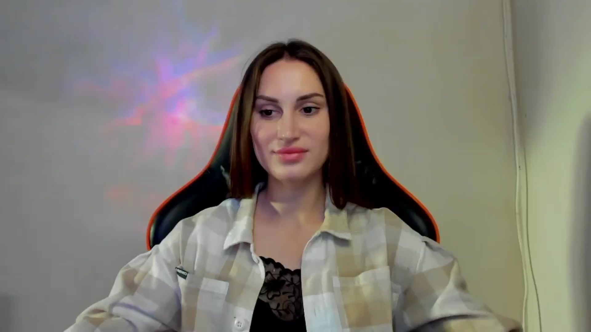 Gallery image thumbnail from IraGreen's myfreecams stream on, 06/20/2025, 15:35 image 1 of 20