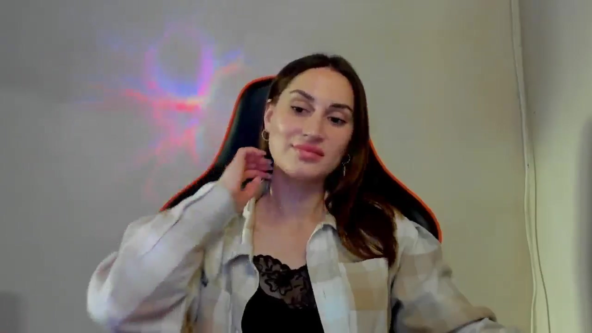 Gallery image thumbnail from IraGreen's myfreecams stream on, 06/20/2025, 15:35 image 14 of 20
